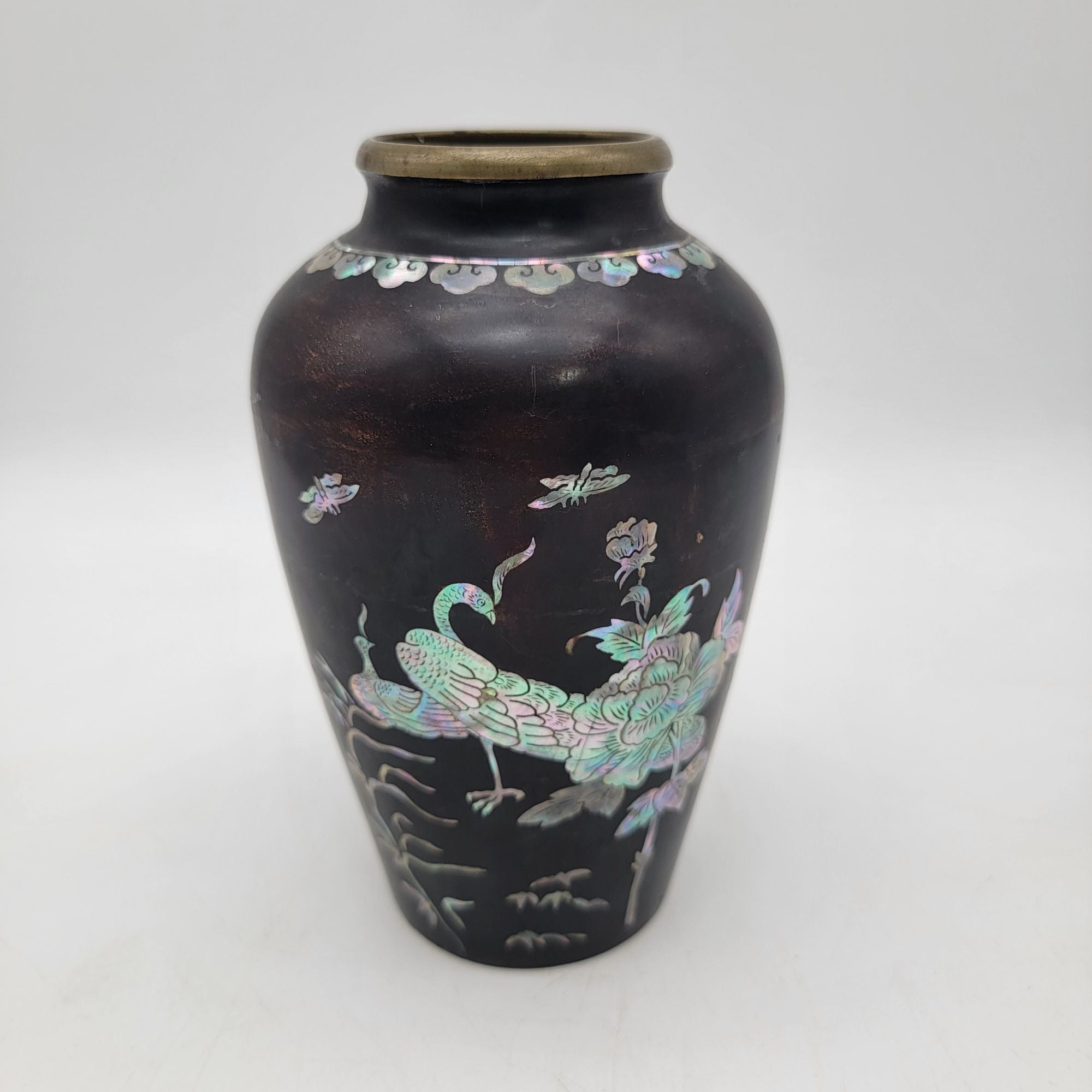 Antique Black Lacquer Vase With Mother Of Pearl Inlay & Brass Rim Feat ...