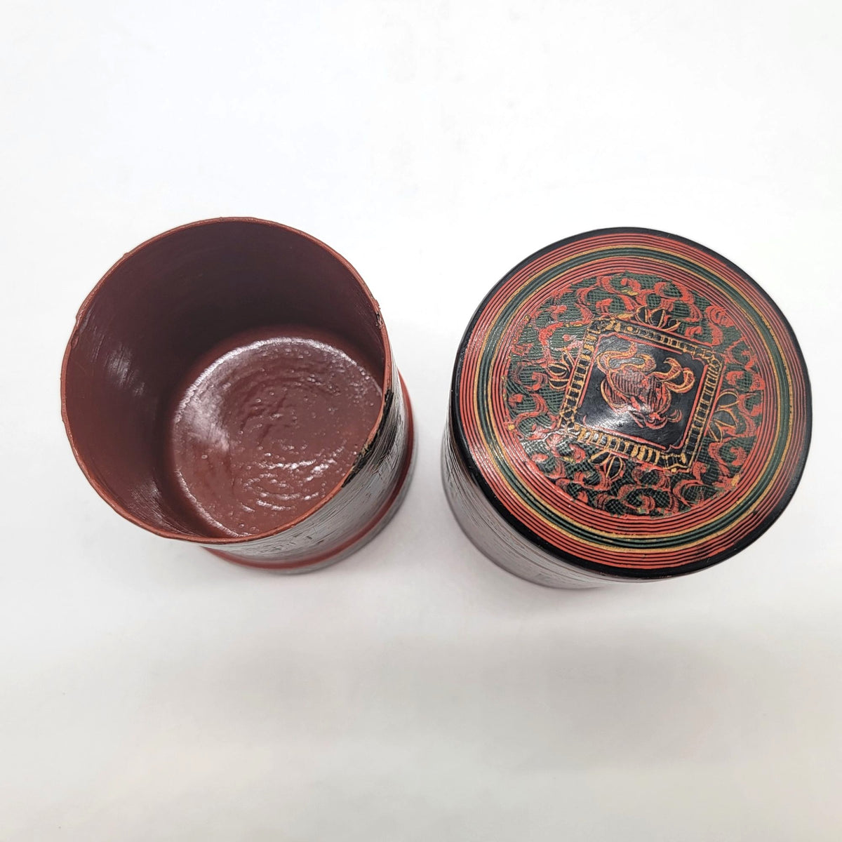 Vintage Burmese Lacquered Betel Nut Box Missing Inner Tray