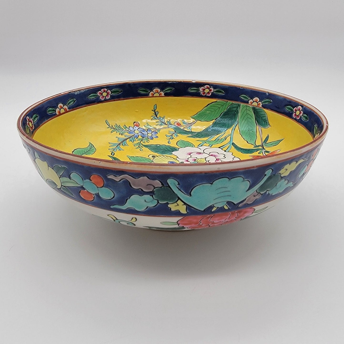 Antique Arita Yamatoku Nippon Famille Jaune Porcelain Bowl