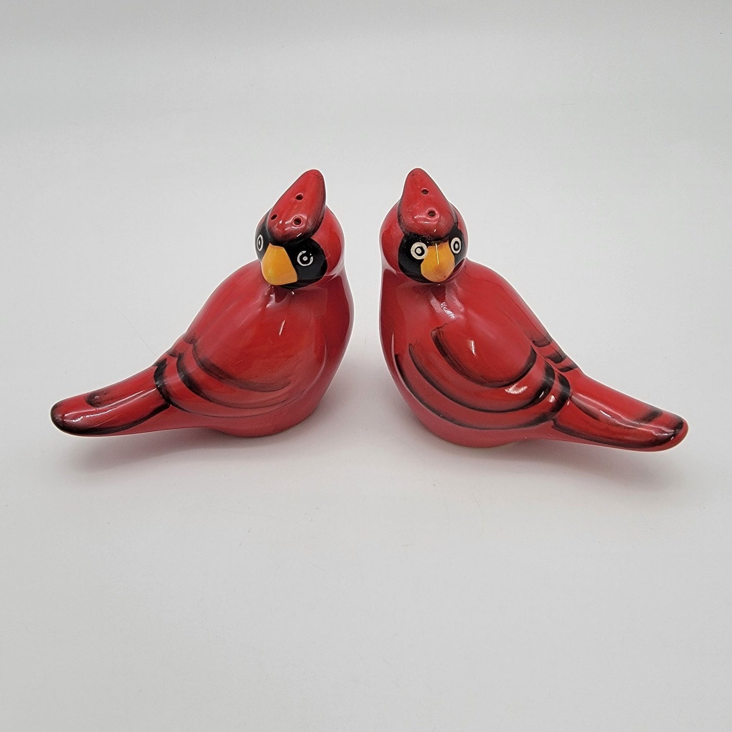 Red Cardinal Birds Salt & Pepper Shakers Set Of 2