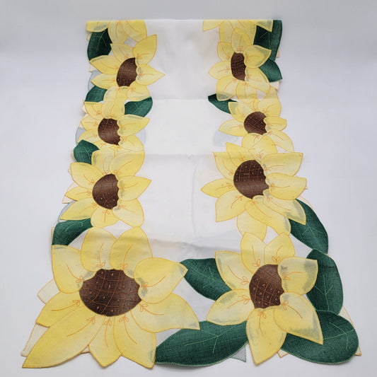 Vintage Sunflower Applique Table Runner