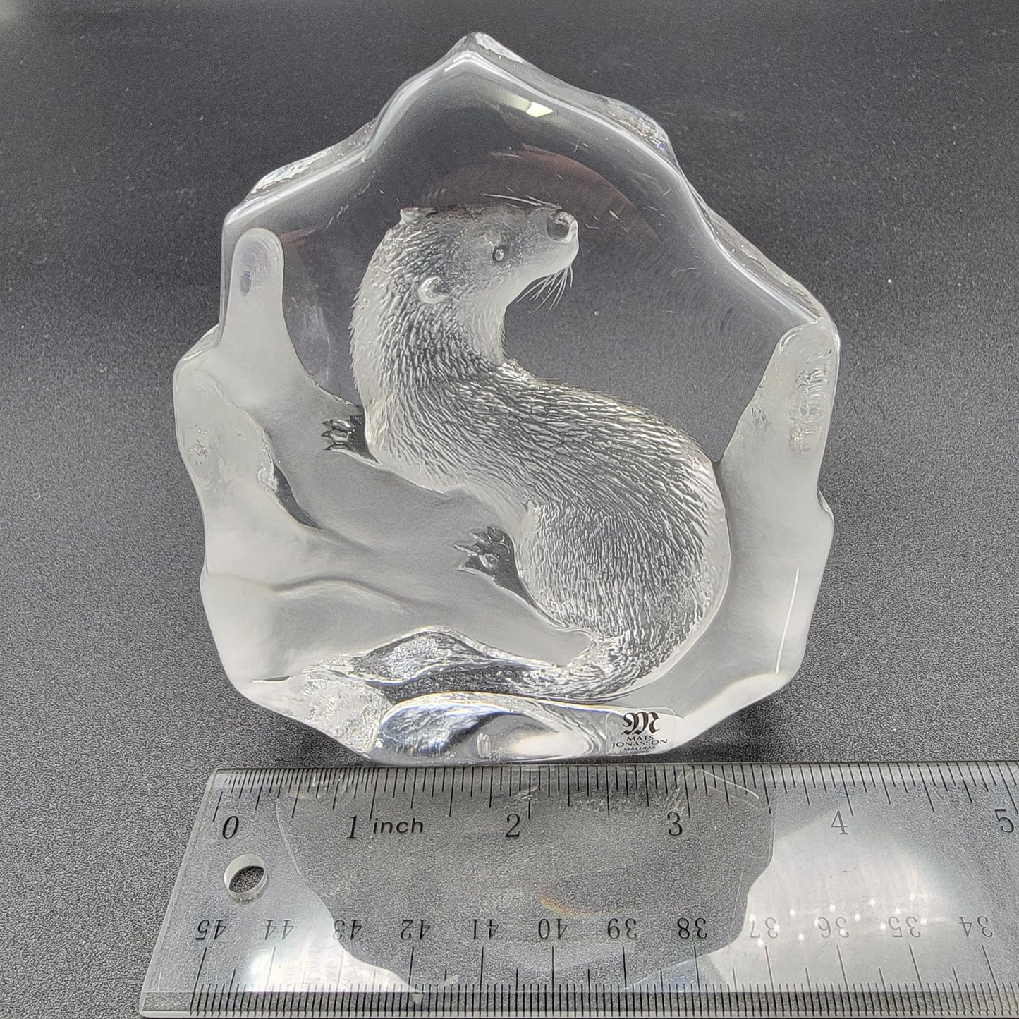Mats Jonasson Crystal Sea Otter Paperweight Signed MJ Sweden 3563