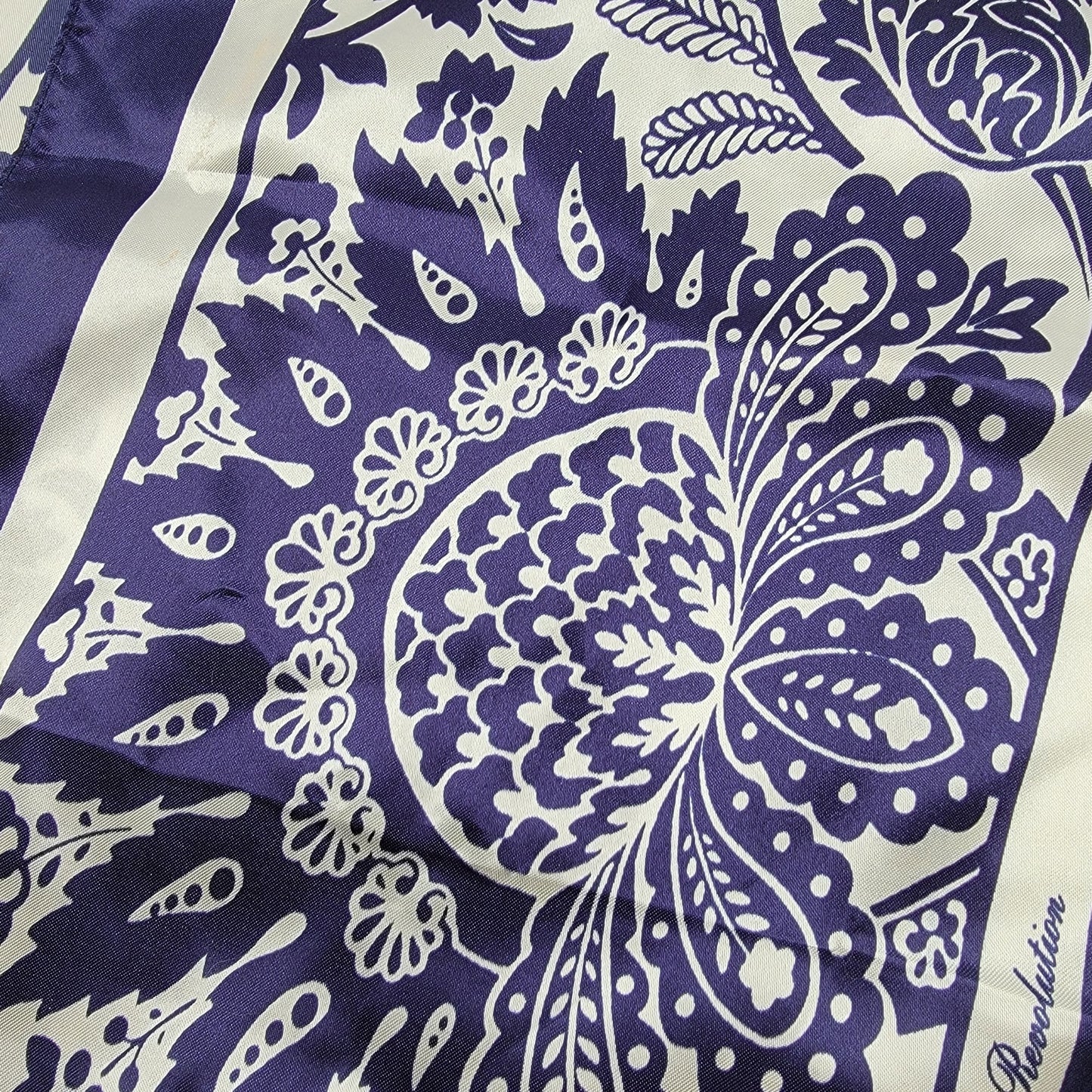 Vintage National Society Daughters Of The American Revolution Blue & White Floral Oblong Scarf