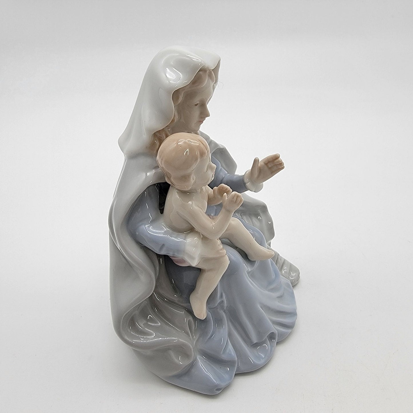 Vintage Roman Japan Porcelain Madonna & Child Music Box Plays Amazing Grace