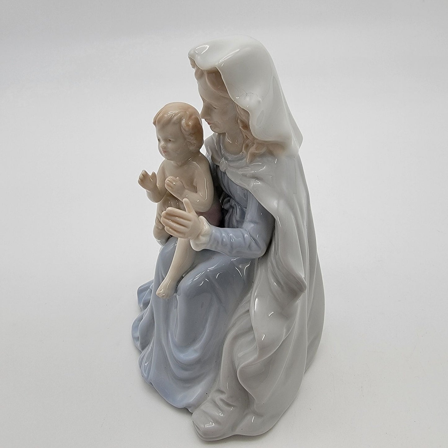 Vintage Roman Japan Porcelain Madonna & Child Music Box Plays Amazing Grace