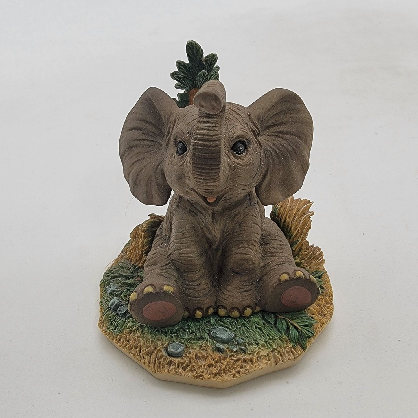 1995 The Hamilton Collection African Elephant Figurine