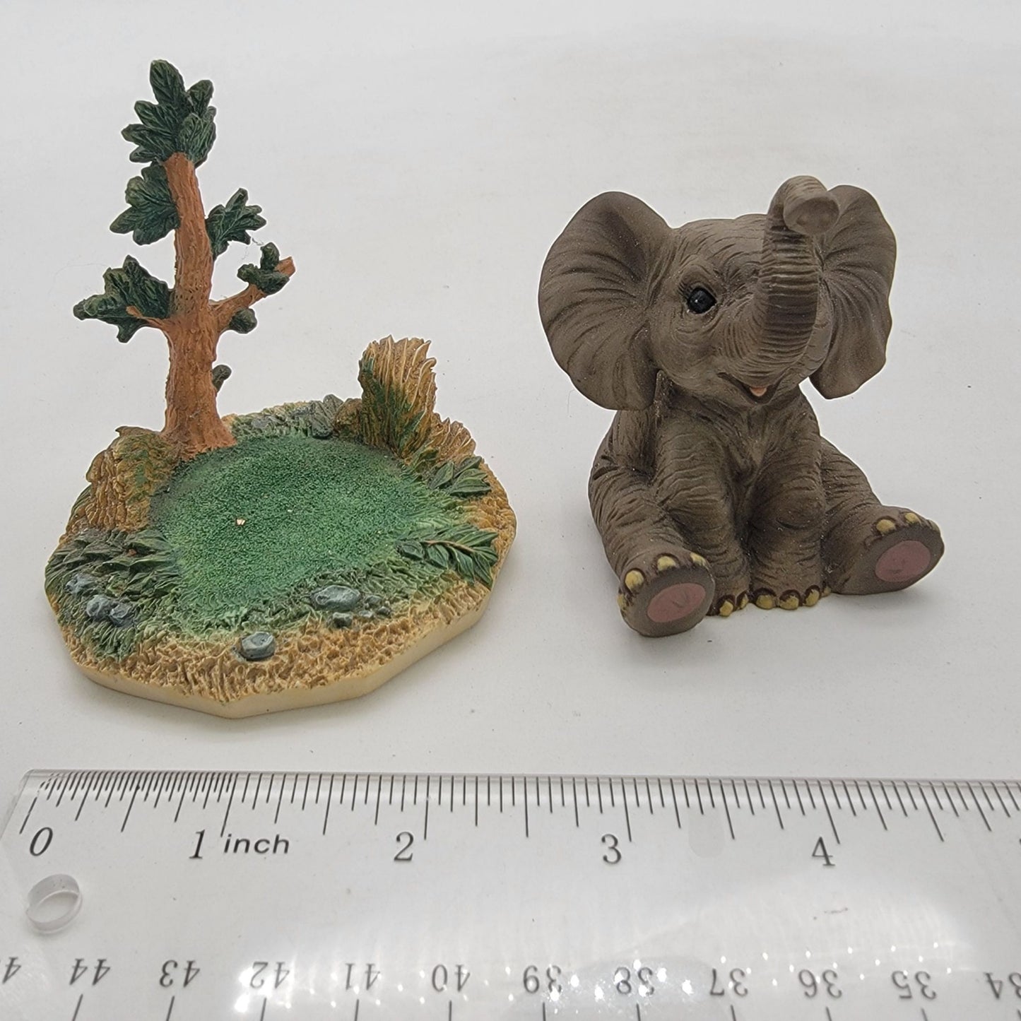 1995 The Hamilton Collection African Elephant Figurine