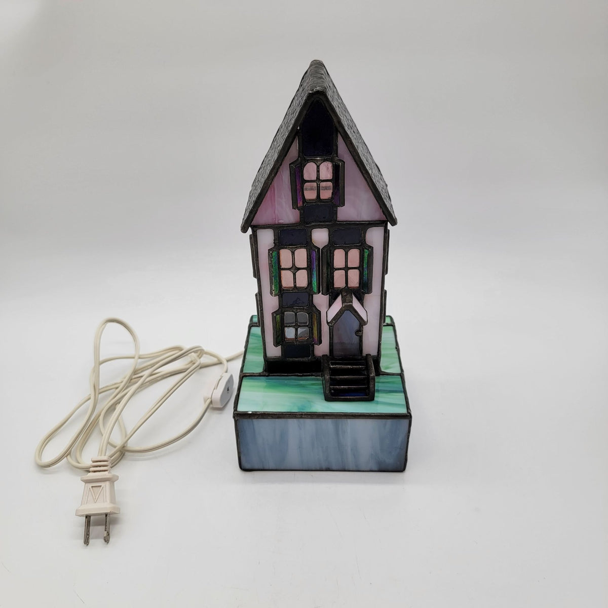 Forma Vitrum Tiffany Style Stained Glass House Lamp by Bill Job