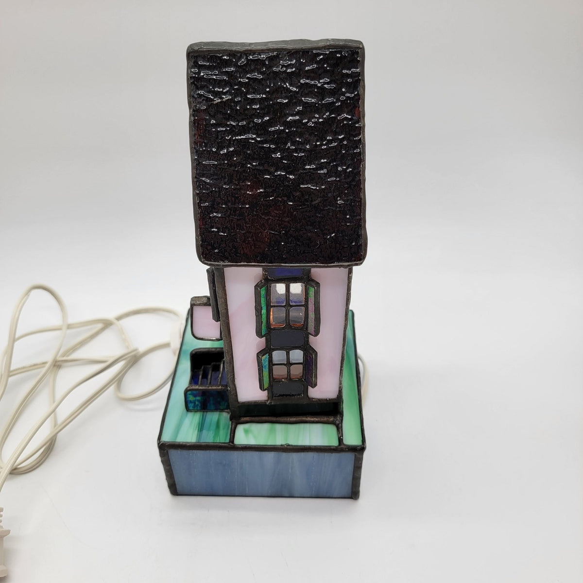 Forma Vitrum Tiffany Style Stained Glass House Lamp by Bill Job