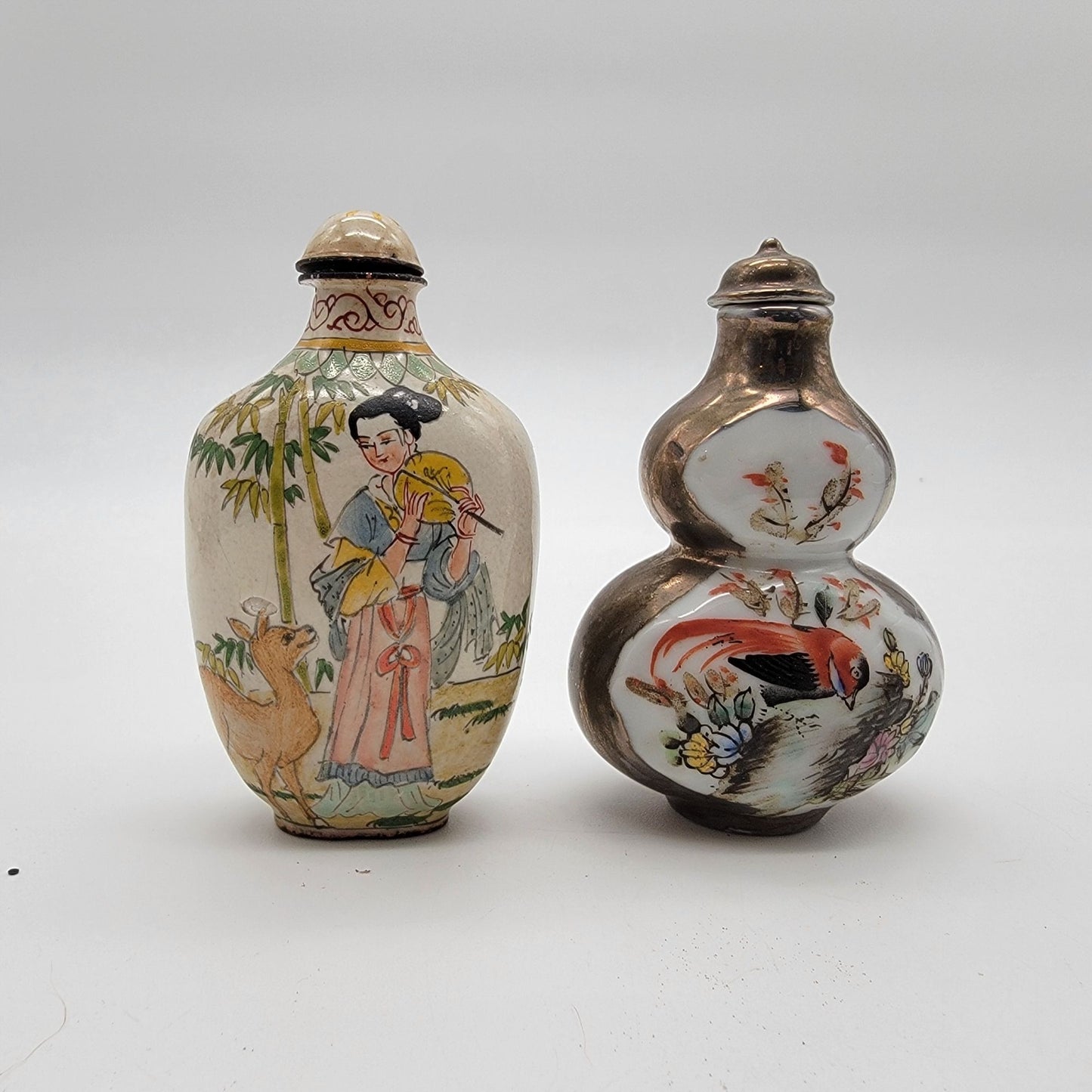 Pair Of Vintage Apocryphal Qianlong NianZhi Enameled Porcelain Snuff Bottles With Wood Stand