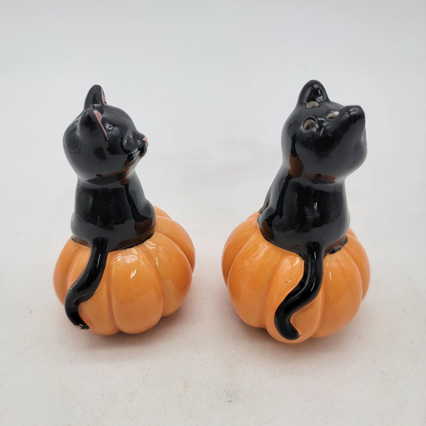 Black Cat On Pumpkin Salt & Pepper Shaker Set