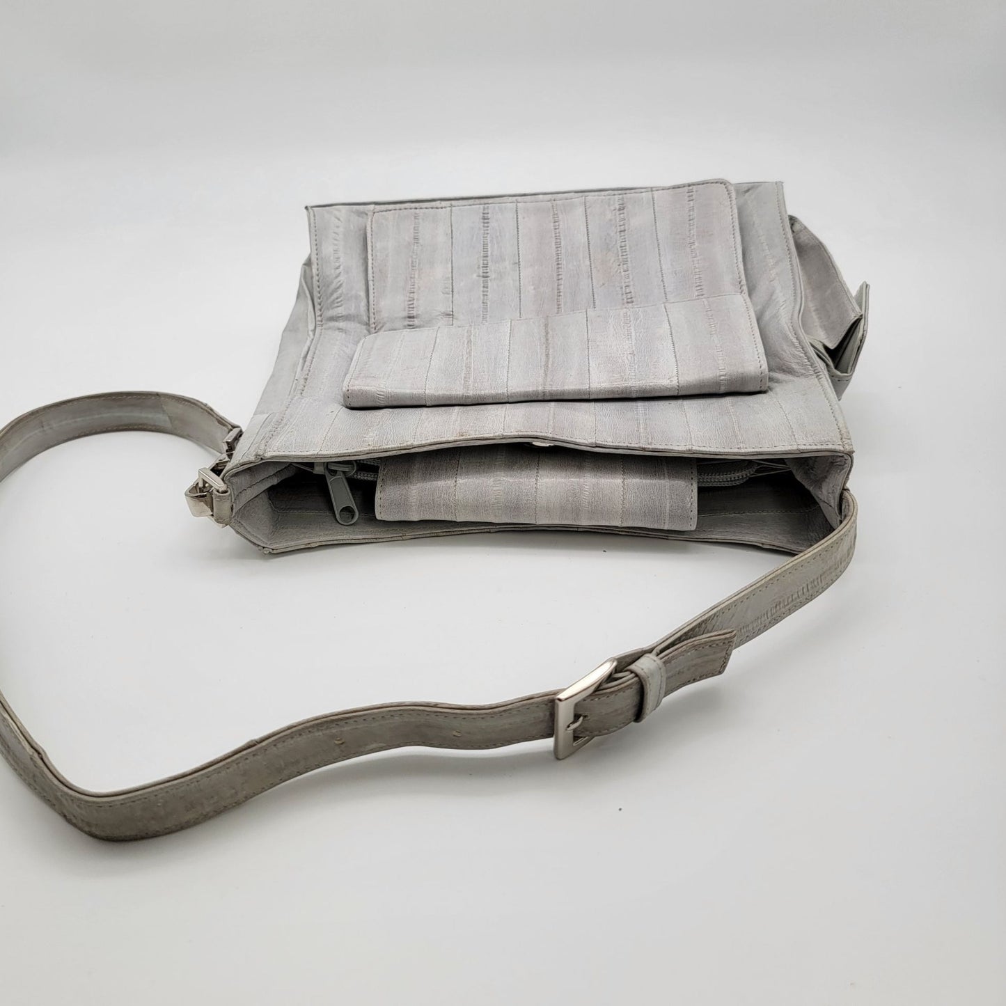 Vintage Lee Sands Grey Eelskin Leather Shoulder Crossbody Bag Purse