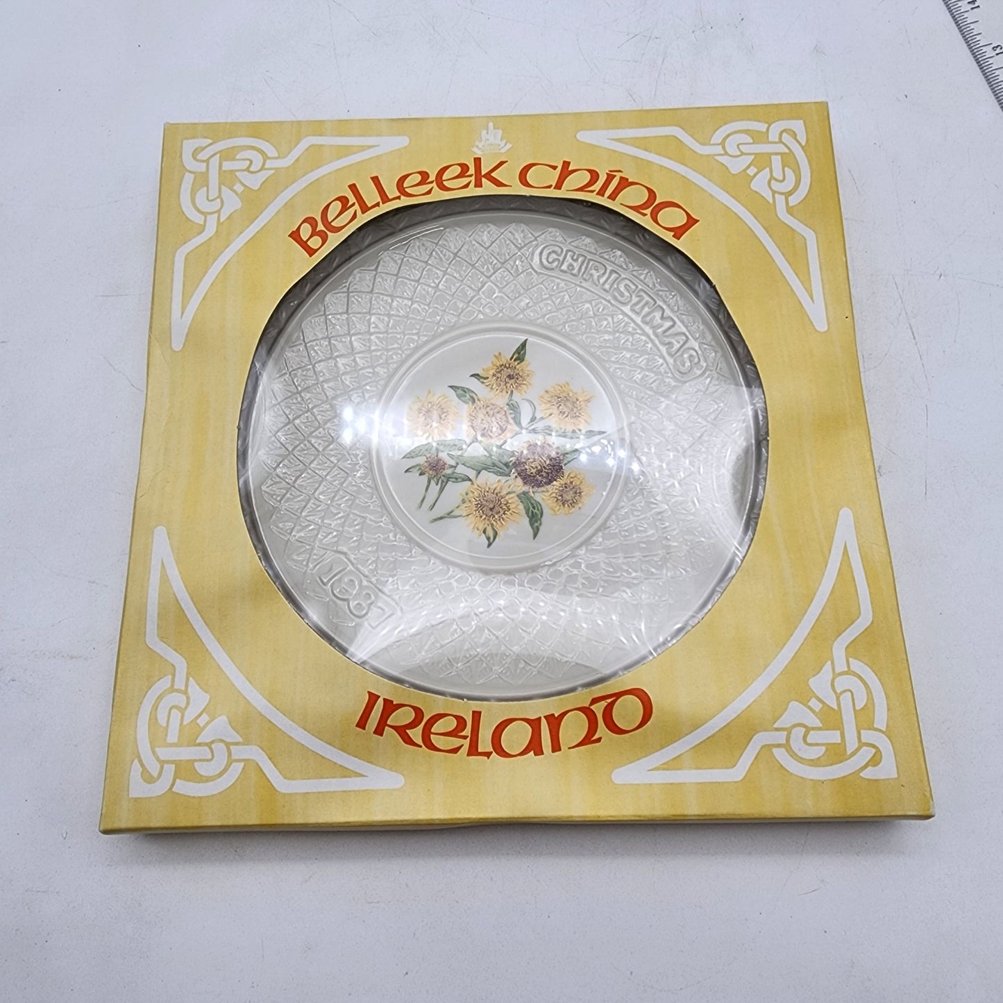 Belleek China 1987 Christmas Plate With Sunflower Of Ireland