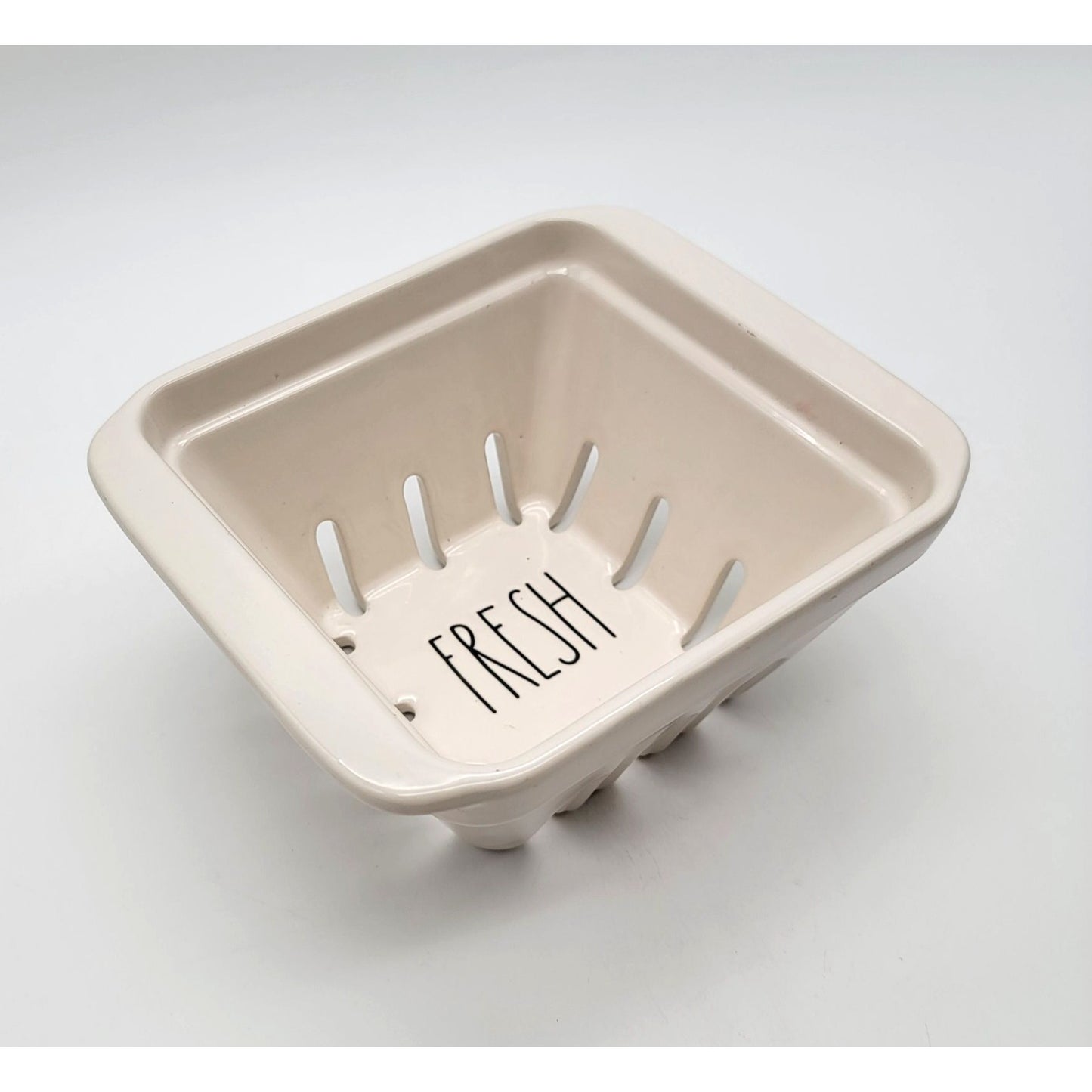 Rae Dunn FRESH Berry Basket Colander