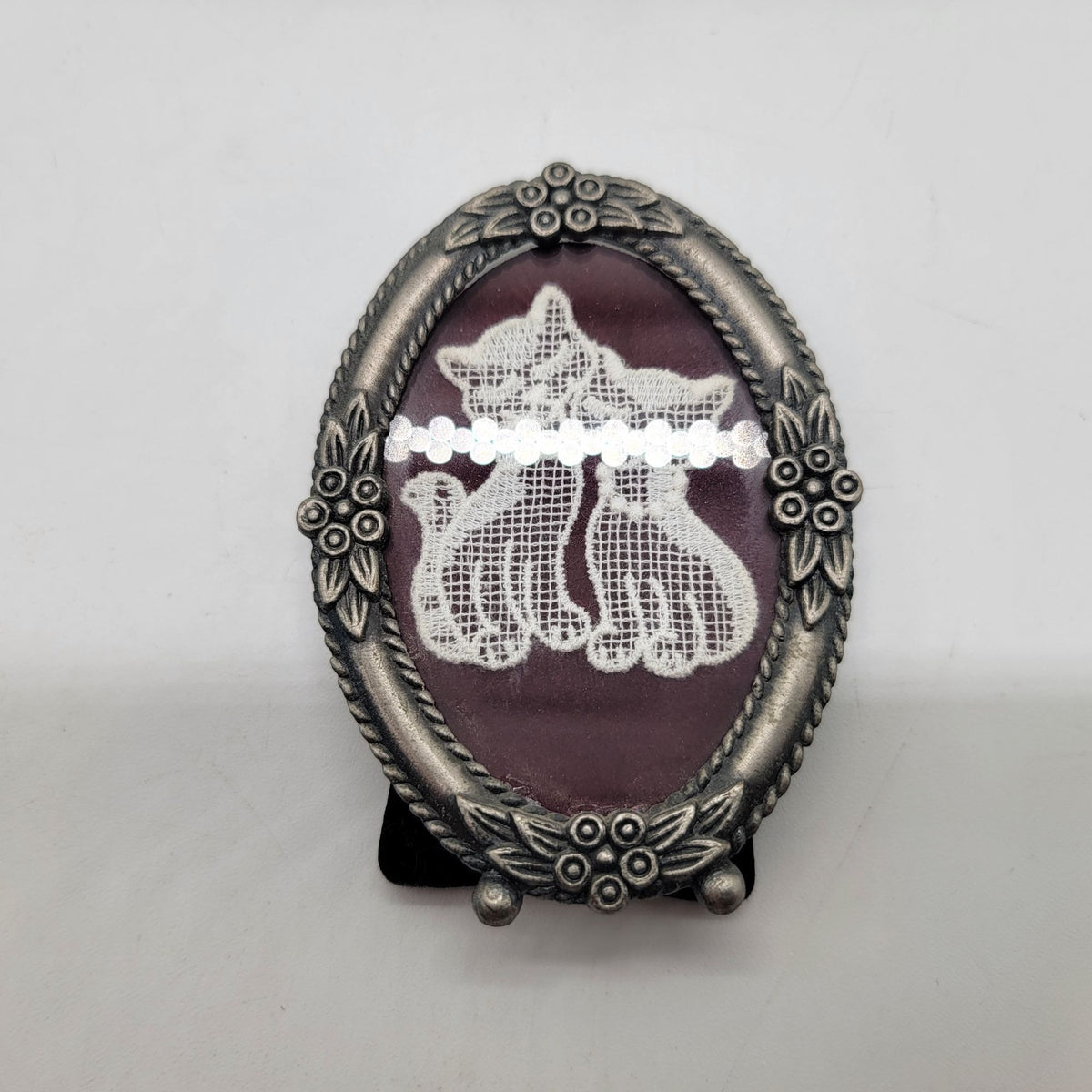 1970s Cat Lace Miniature Pewter Oval Frame