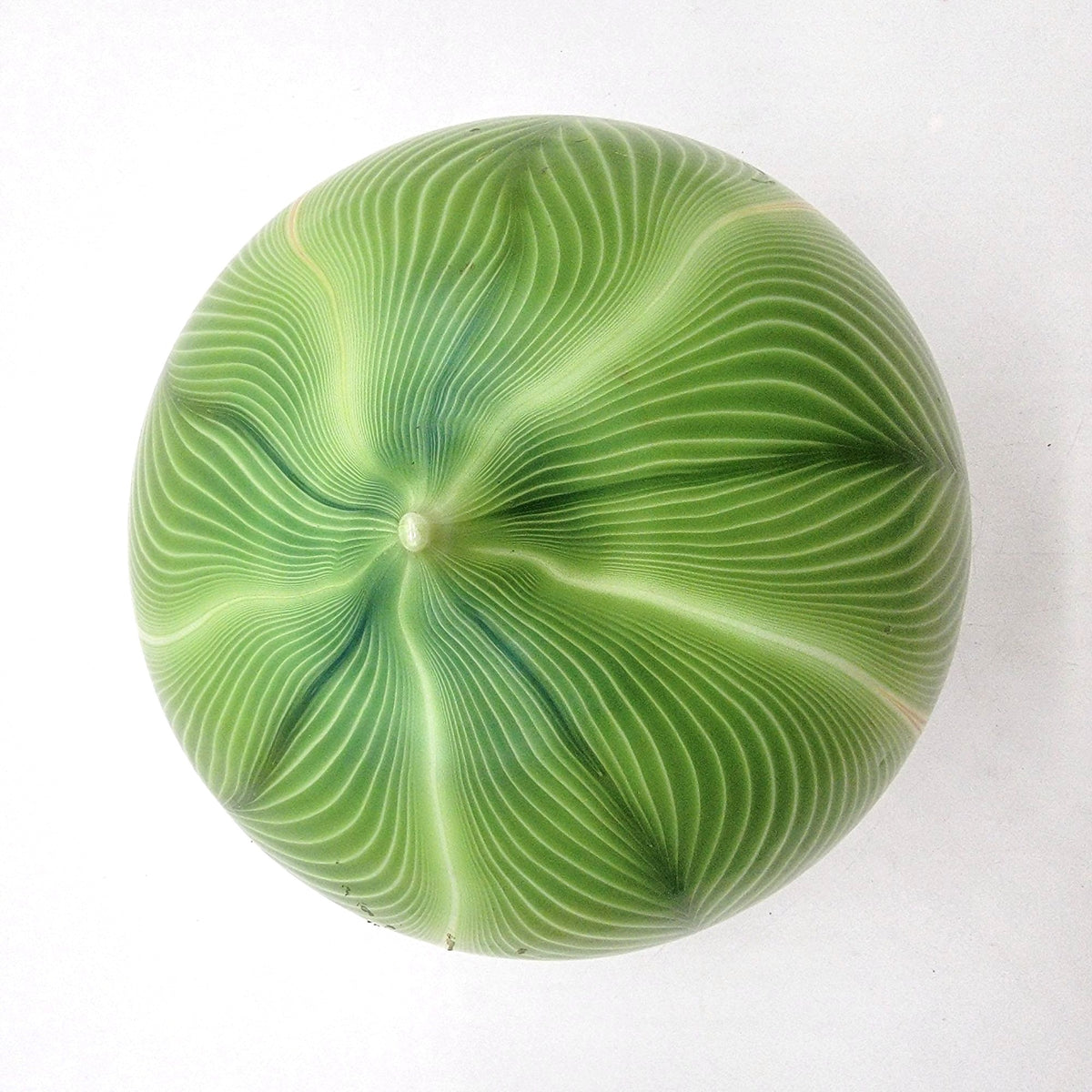 1970s Lundberg Studios Pulled Feather Art Glass Lamp Shade Signed