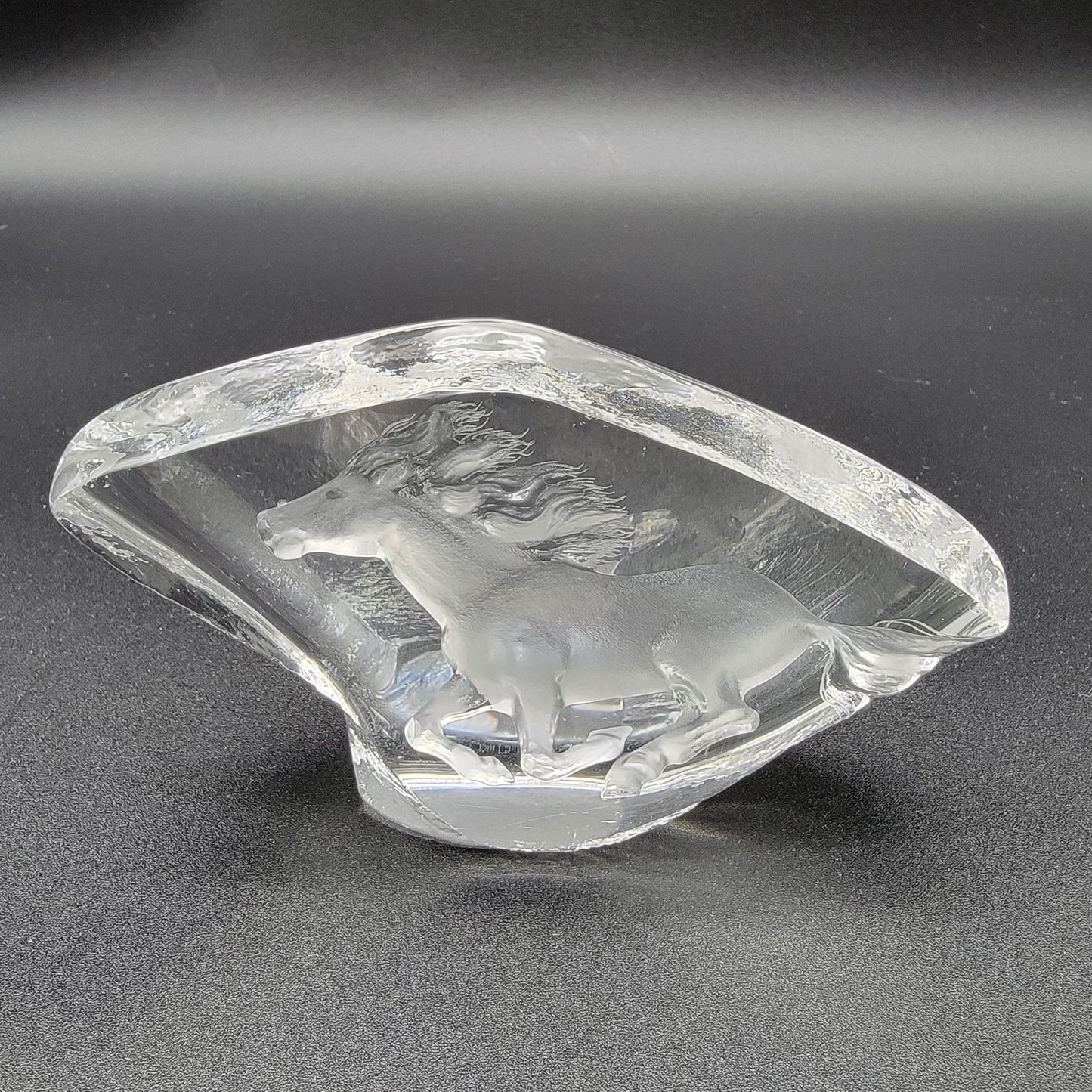 Matts Jonasson Maleras Crystal Running Horse Paperweight MJ Sweden 3715