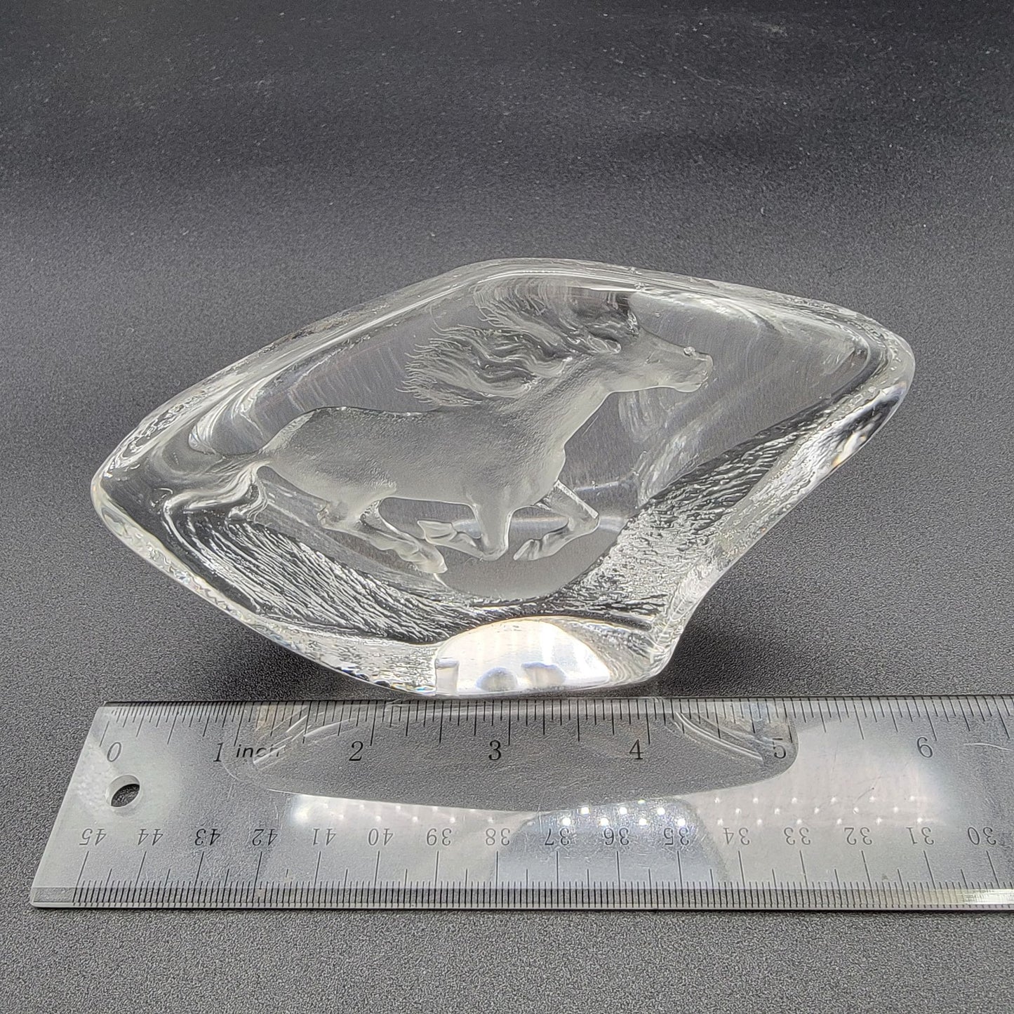 Matts Jonasson Maleras Crystal Running Horse Paperweight MJ Sweden 3715