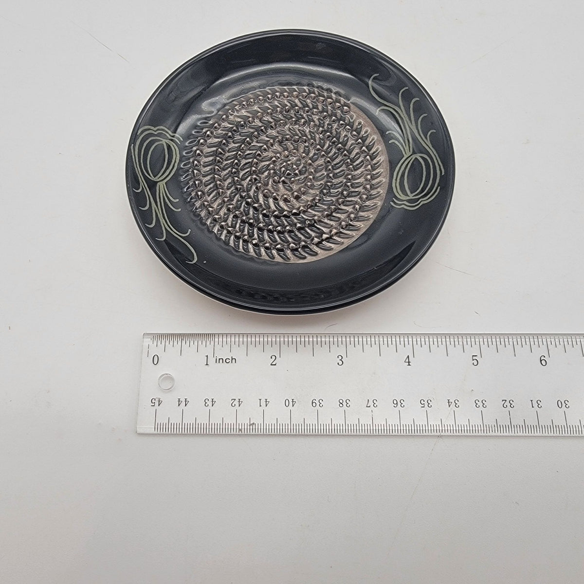 Fine French Garlic Grater Plate