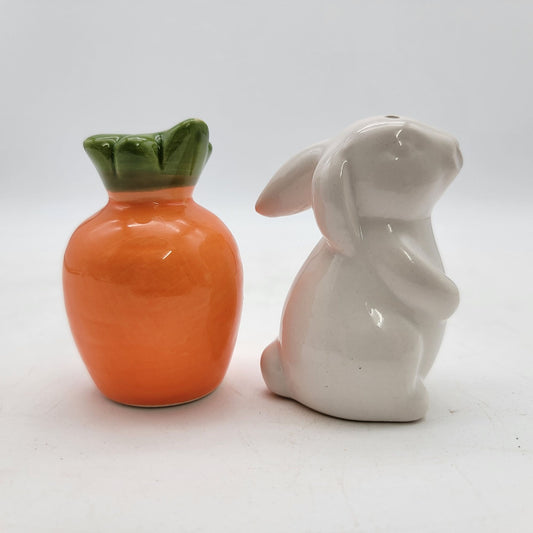 Bunny & Carrot Salt & Pepper Shakers
