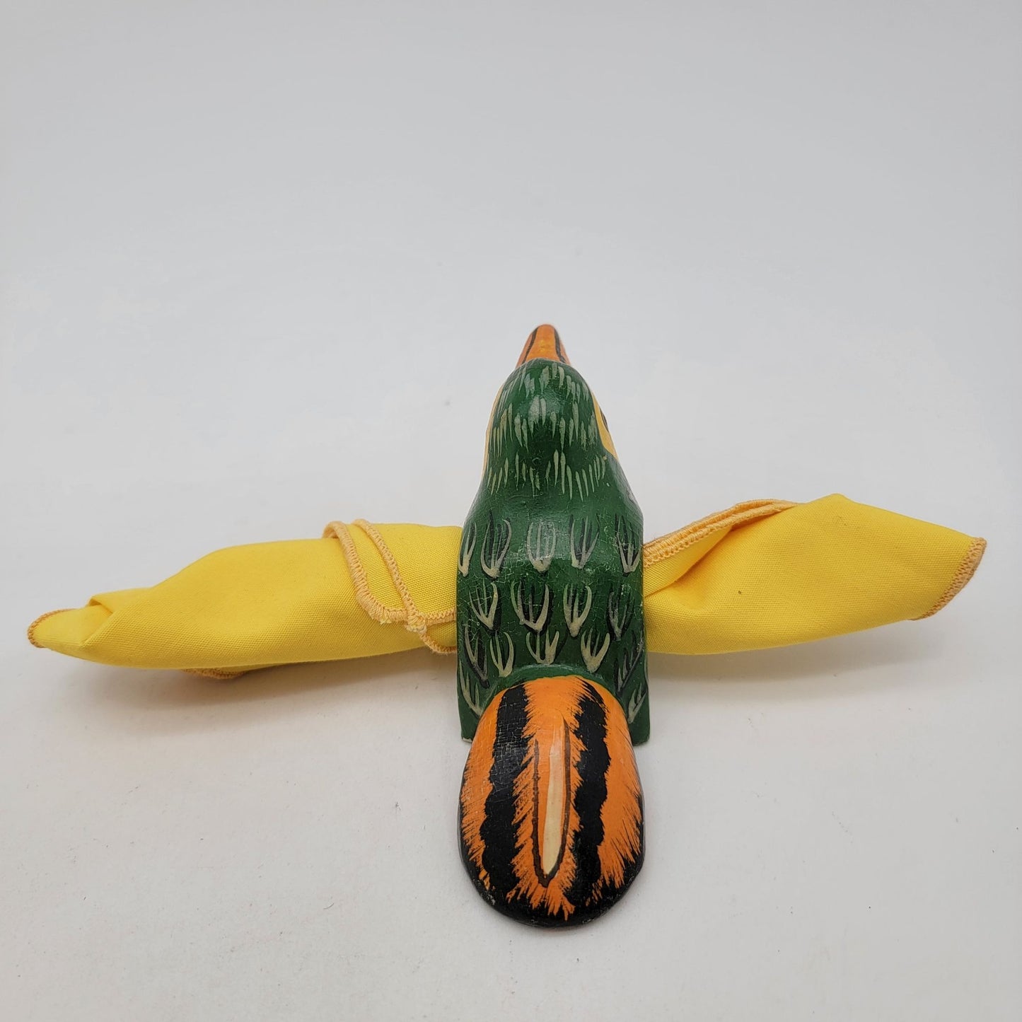 Vintage Hand Crafted & Painted Wood Toucan Napkin Rings Set Of 4 With Napkins