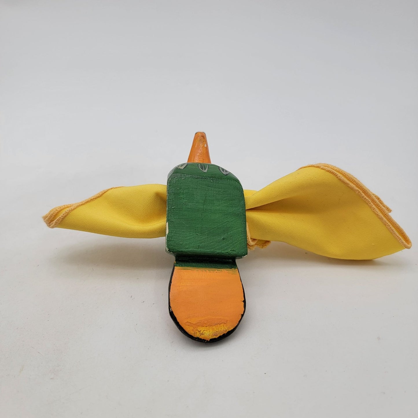 Vintage Hand Crafted & Painted Wood Toucan Napkin Rings Set Of 4 With Napkins