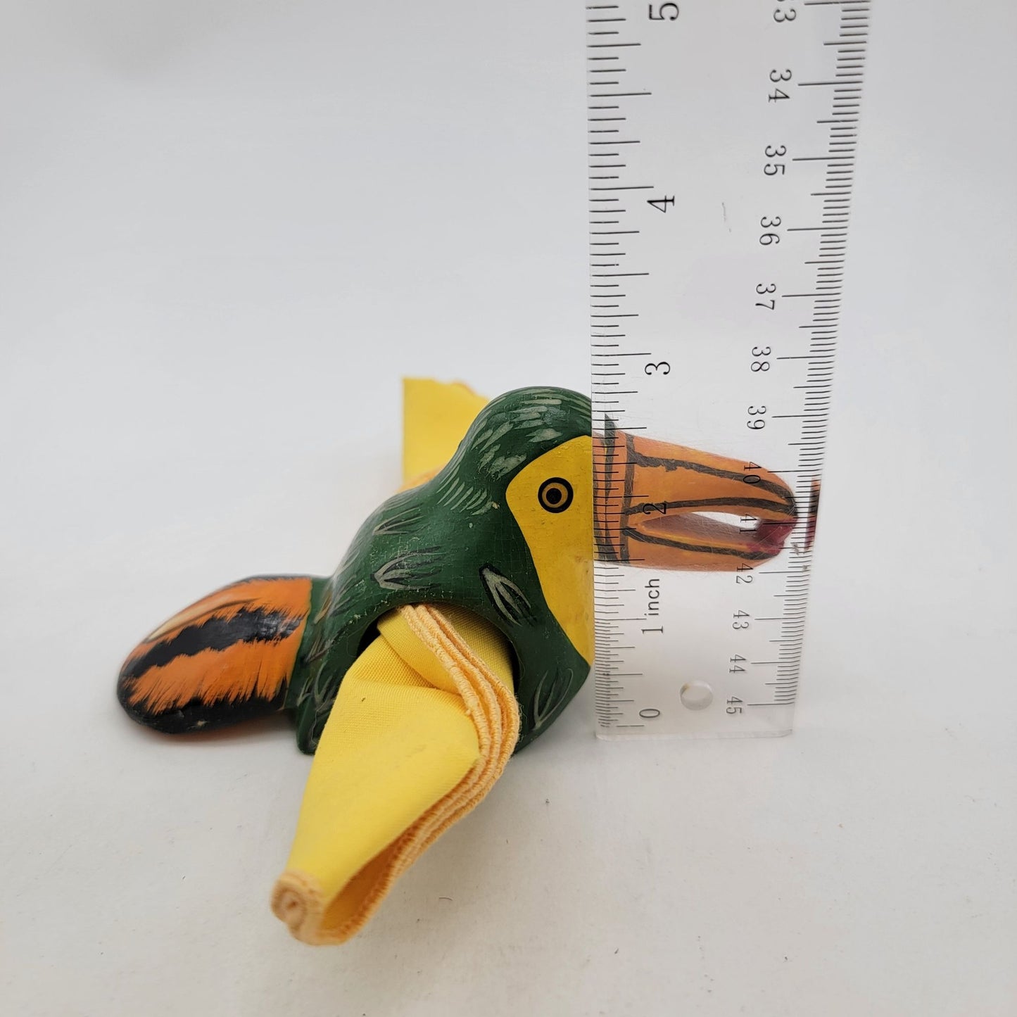 Vintage Hand Crafted & Painted Wood Toucan Napkin Rings Set Of 4 With Napkins