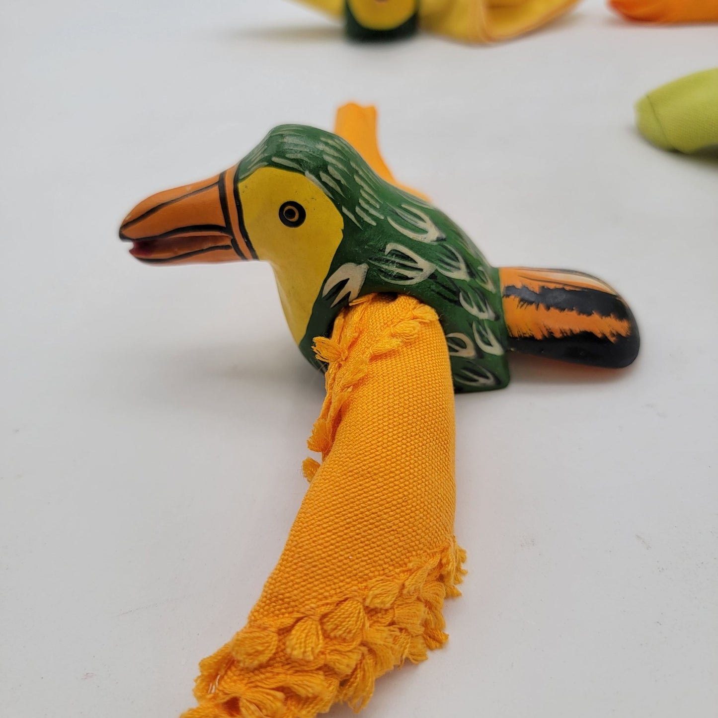 Vintage Hand Crafted & Painted Wood Toucan Napkin Rings Set Of 4 With Napkins