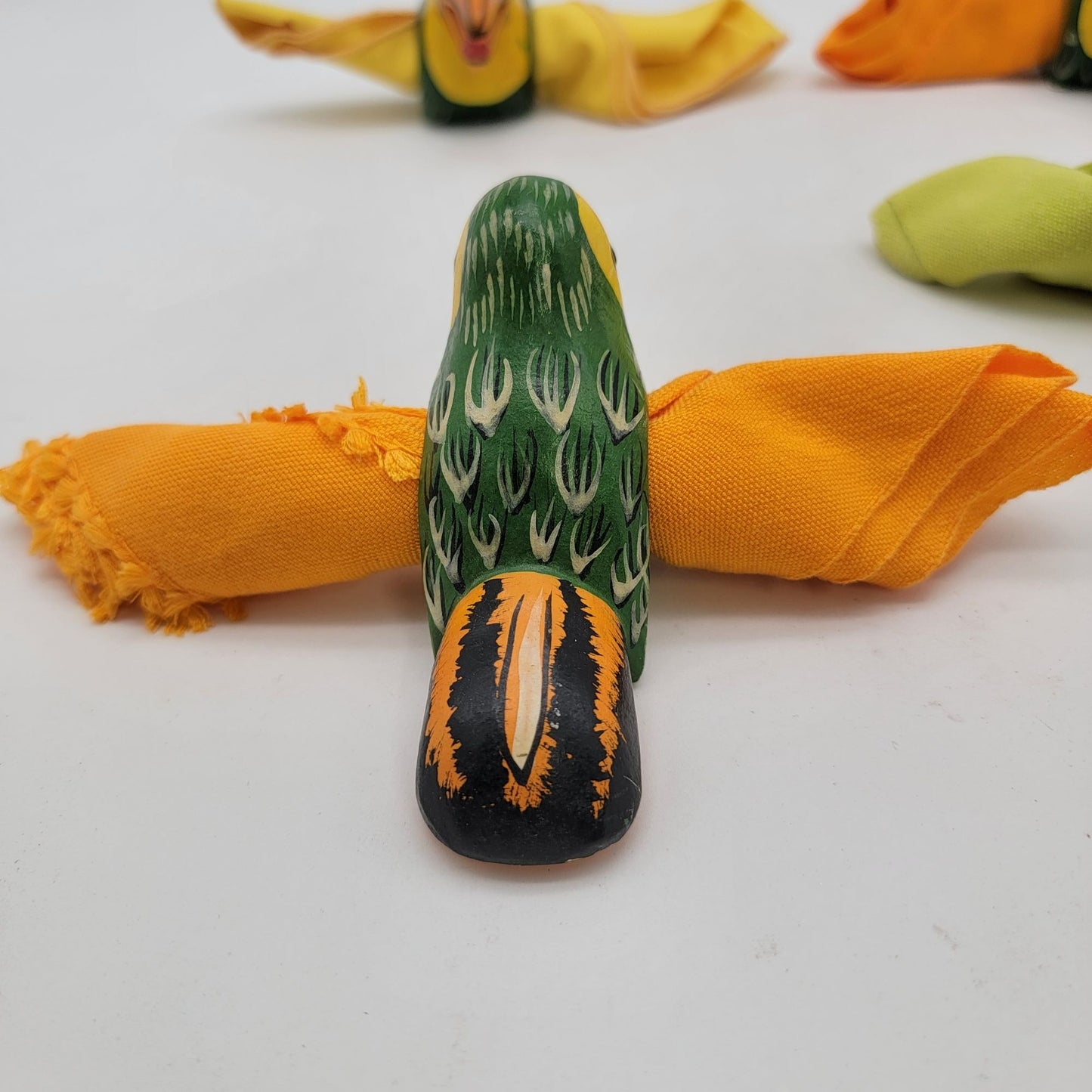 Vintage Hand Crafted & Painted Wood Toucan Napkin Rings Set Of 4 With Napkins