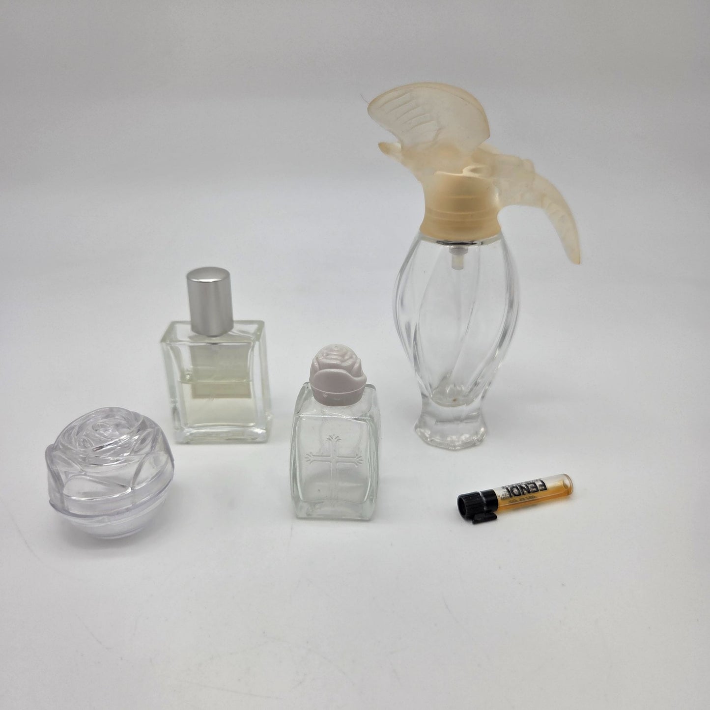 Lot of 5 Vintage Perfume Bottles: Nina Riccis LAir Du Temps Banana Republic Classic Fendi EDT Sample Rose