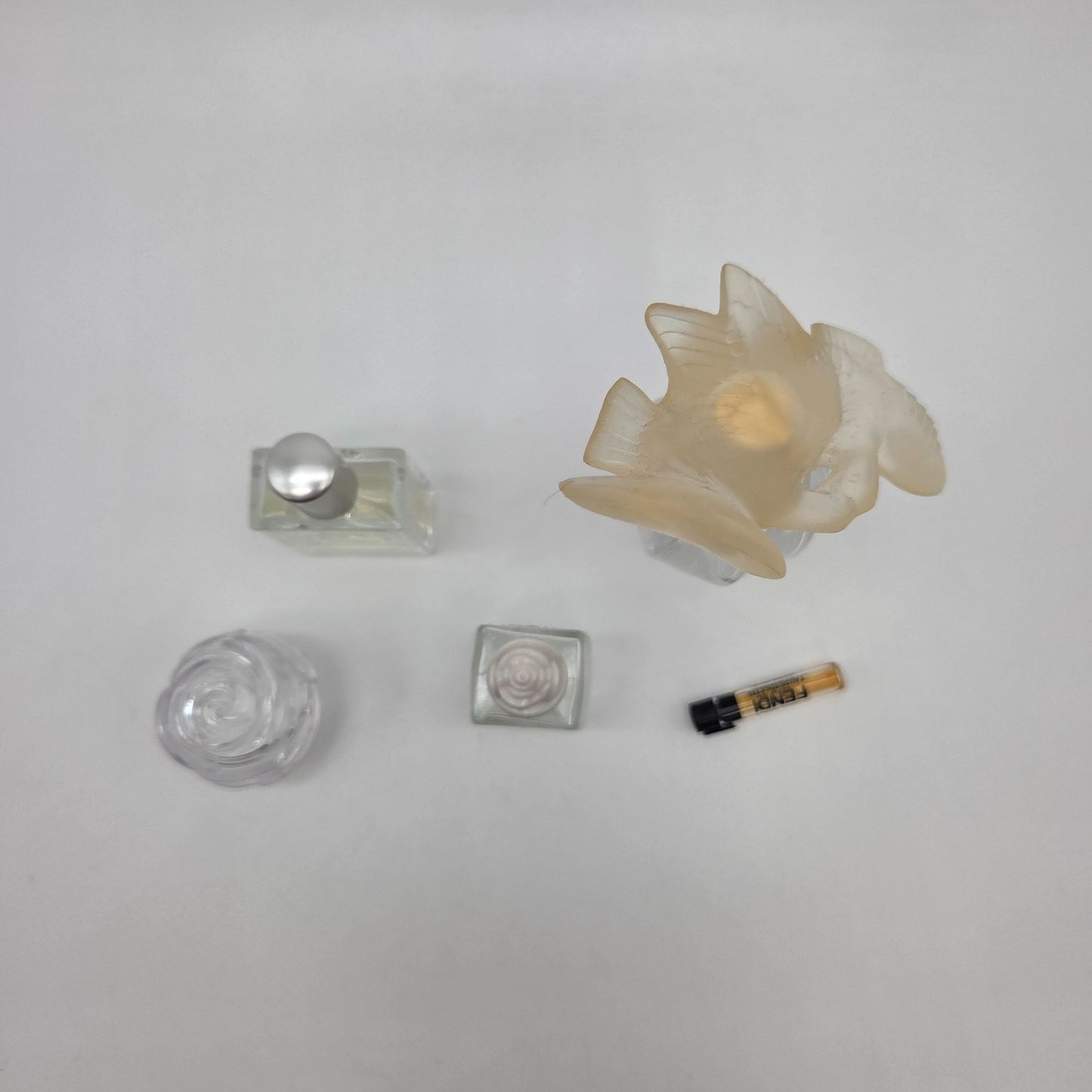 Lot of 5 Vintage Perfume Bottles: Nina Riccis LAir Du Temps Banana Republic Classic Fendi EDT Sample Rose