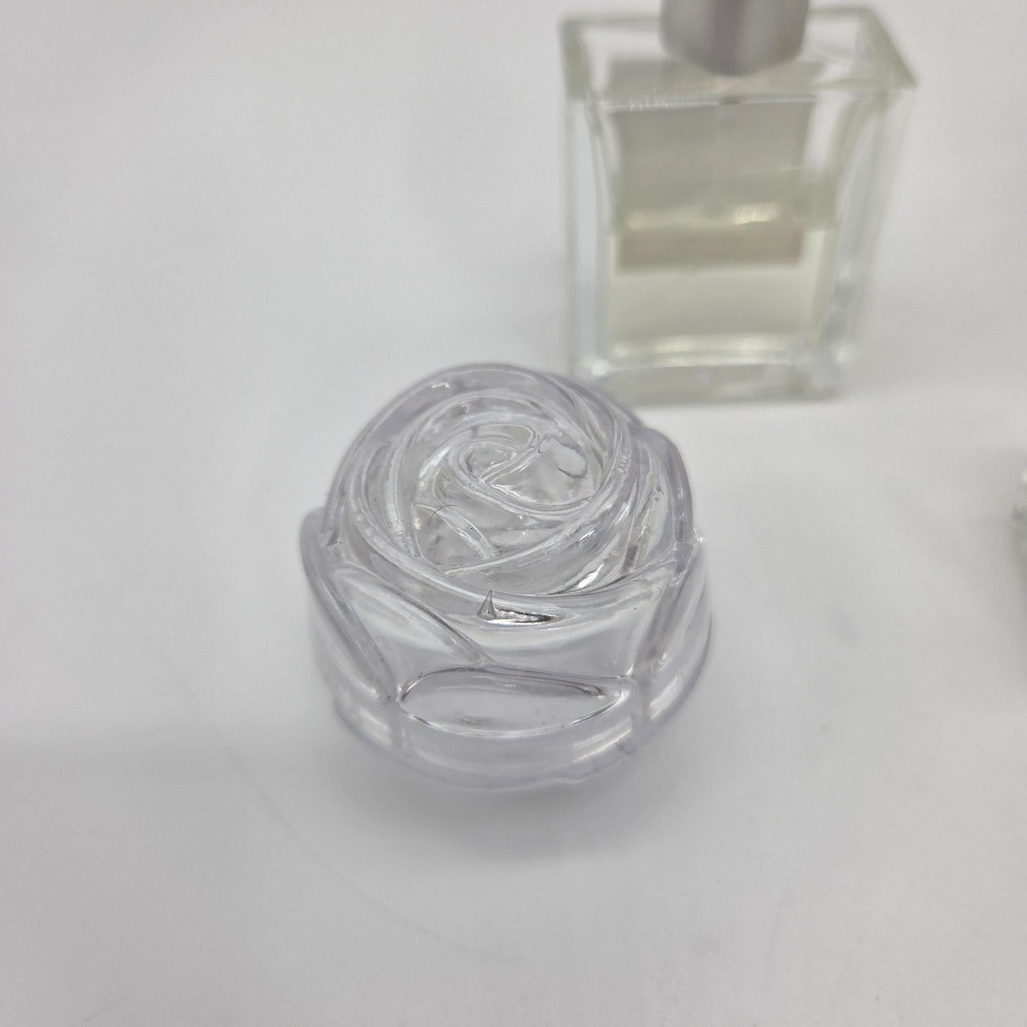 Lot of 5 Vintage Perfume Bottles: Nina Riccis LAir Du Temps Banana Republic Classic Fendi EDT Sample Rose