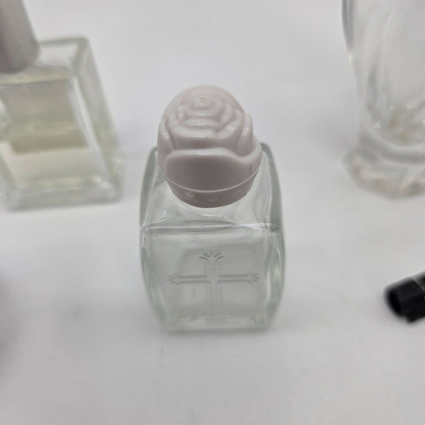 Lot of 5 Vintage Perfume Bottles: Nina Riccis LAir Du Temps Banana Republic Classic Fendi EDT Sample Rose