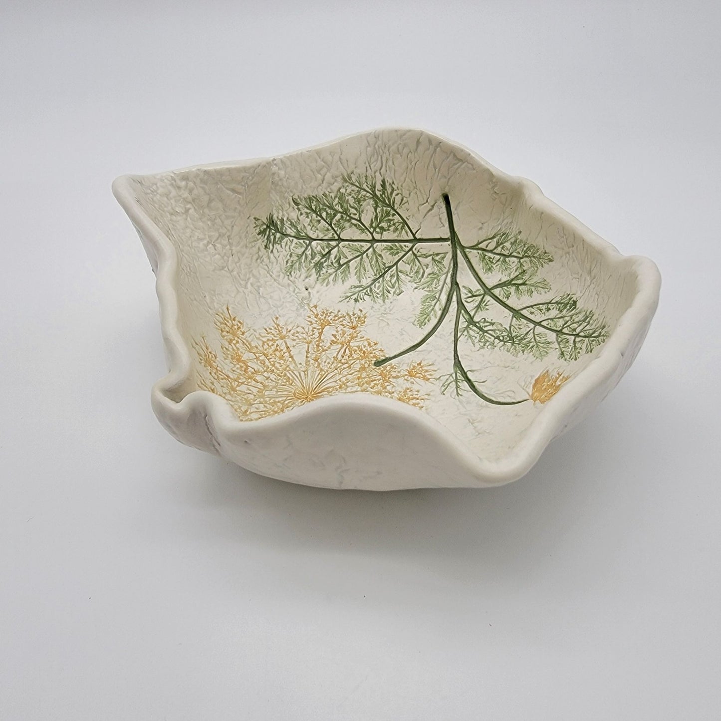 Queen Annes Lace Design By Ellyn Signed Art Pottery Bowl