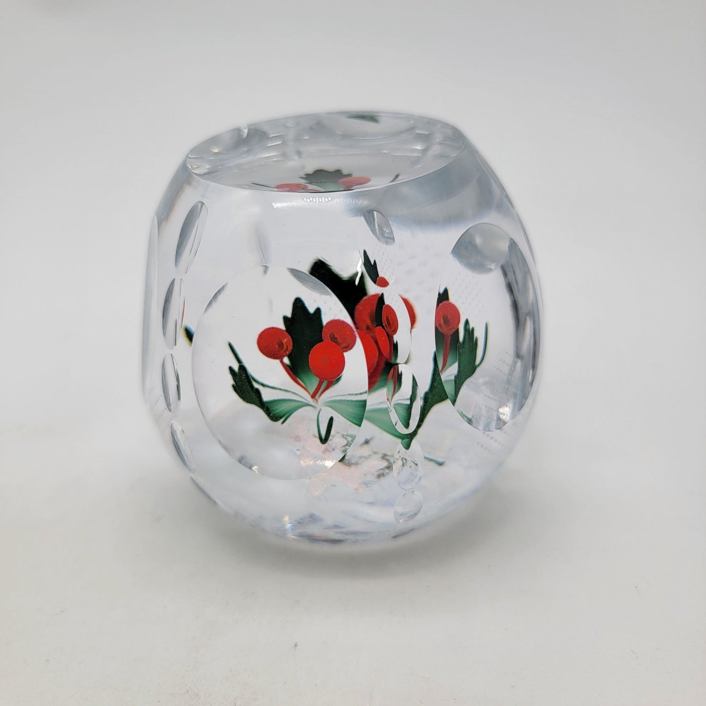Caithness 2018 Limited Edition Holly & Berries Art Glass Paperweight