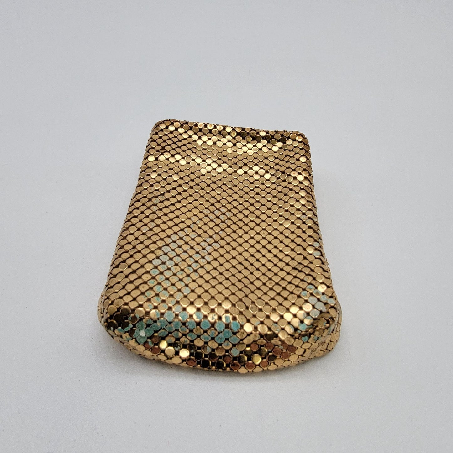 Vintage Gold Mesh Cigarette Case With Zipper Closure
