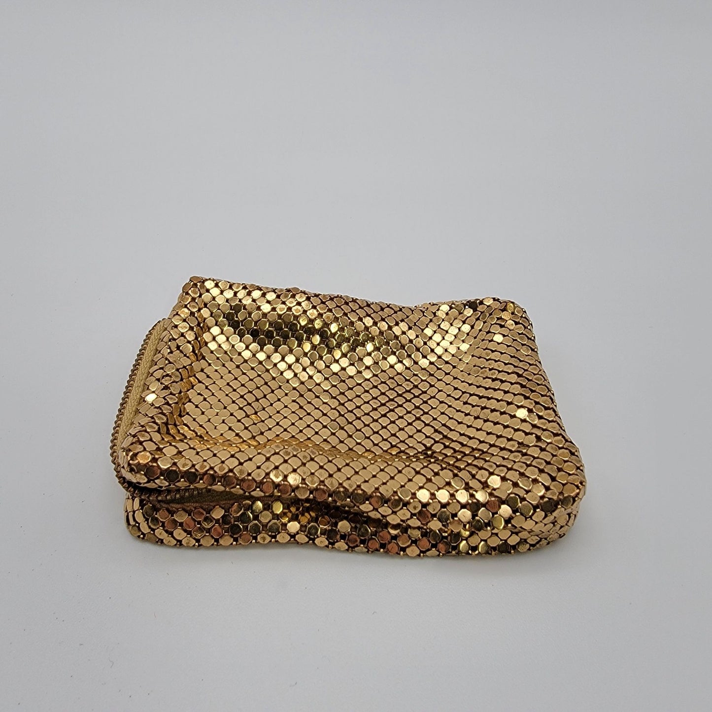 Vintage Gold Mesh Cigarette Case With Zipper Closure