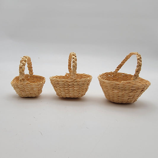 Set Of 3 Vintage Miniature Woven Straw Baskets