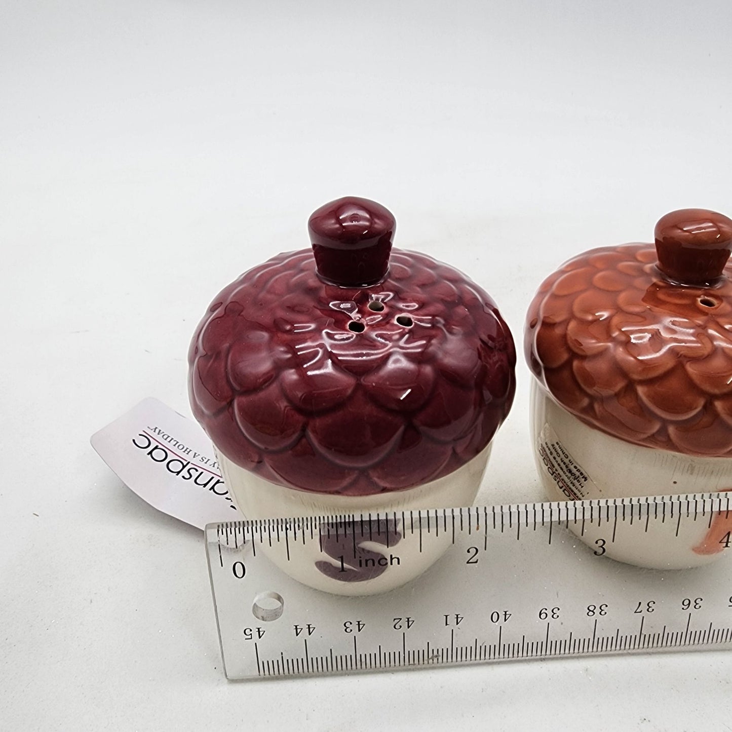 Acorn Salt & Pepper Shaker Set  - NEW