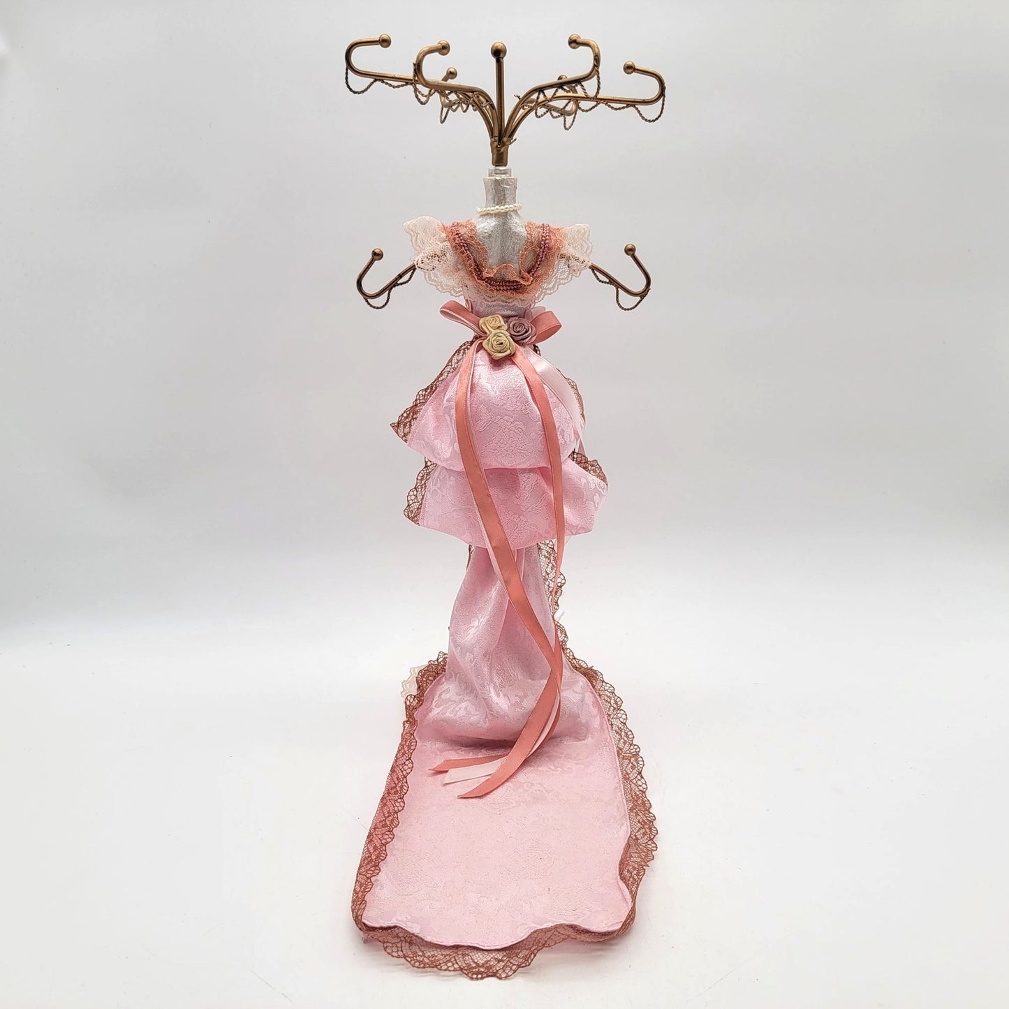 Victorian-style Dress Form Mannequin Jewelry Holder