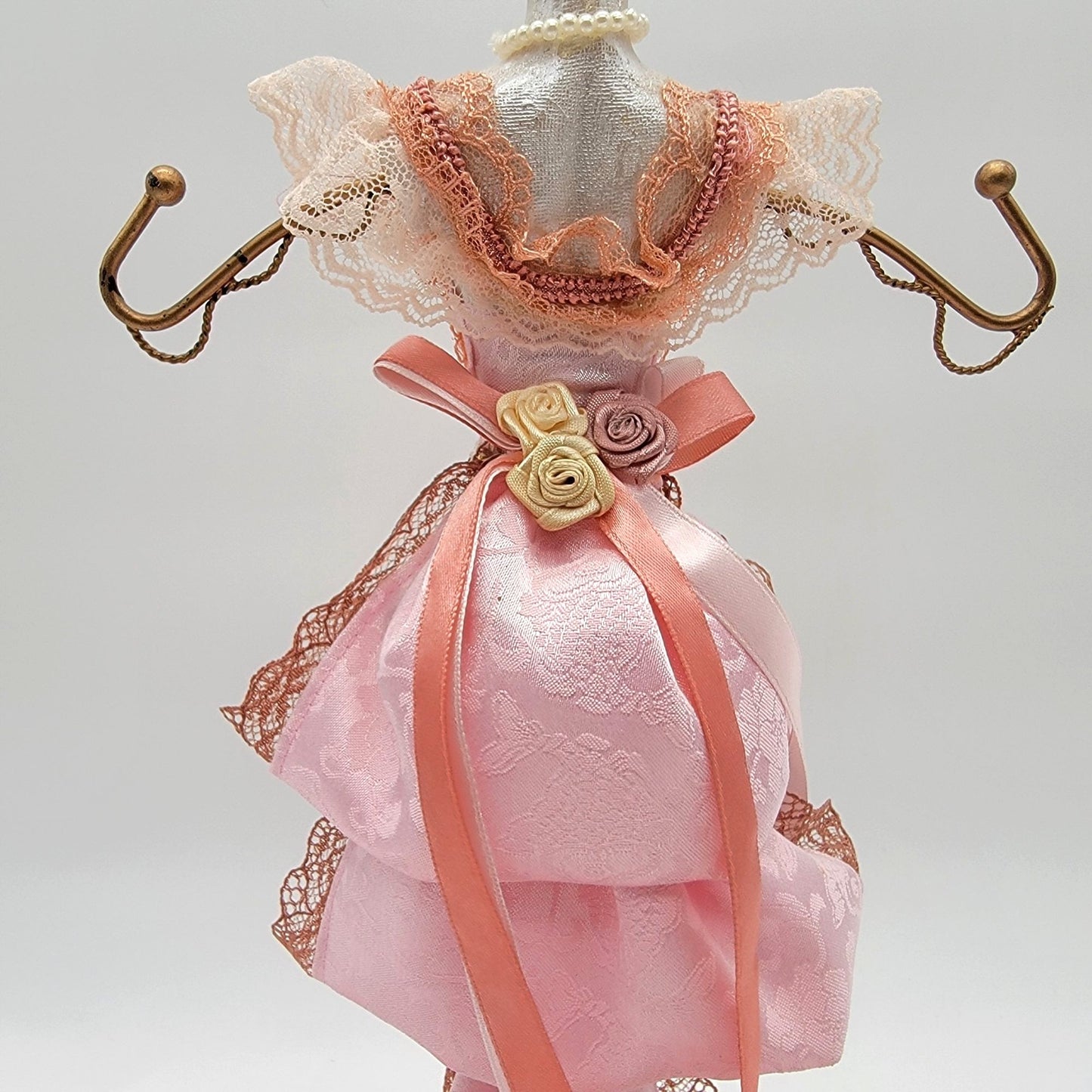 Victorian-style Dress Form Mannequin Jewelry Holder