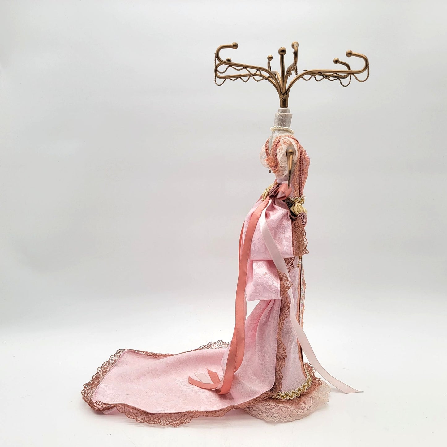 Victorian-style Dress Form Mannequin Jewelry Holder