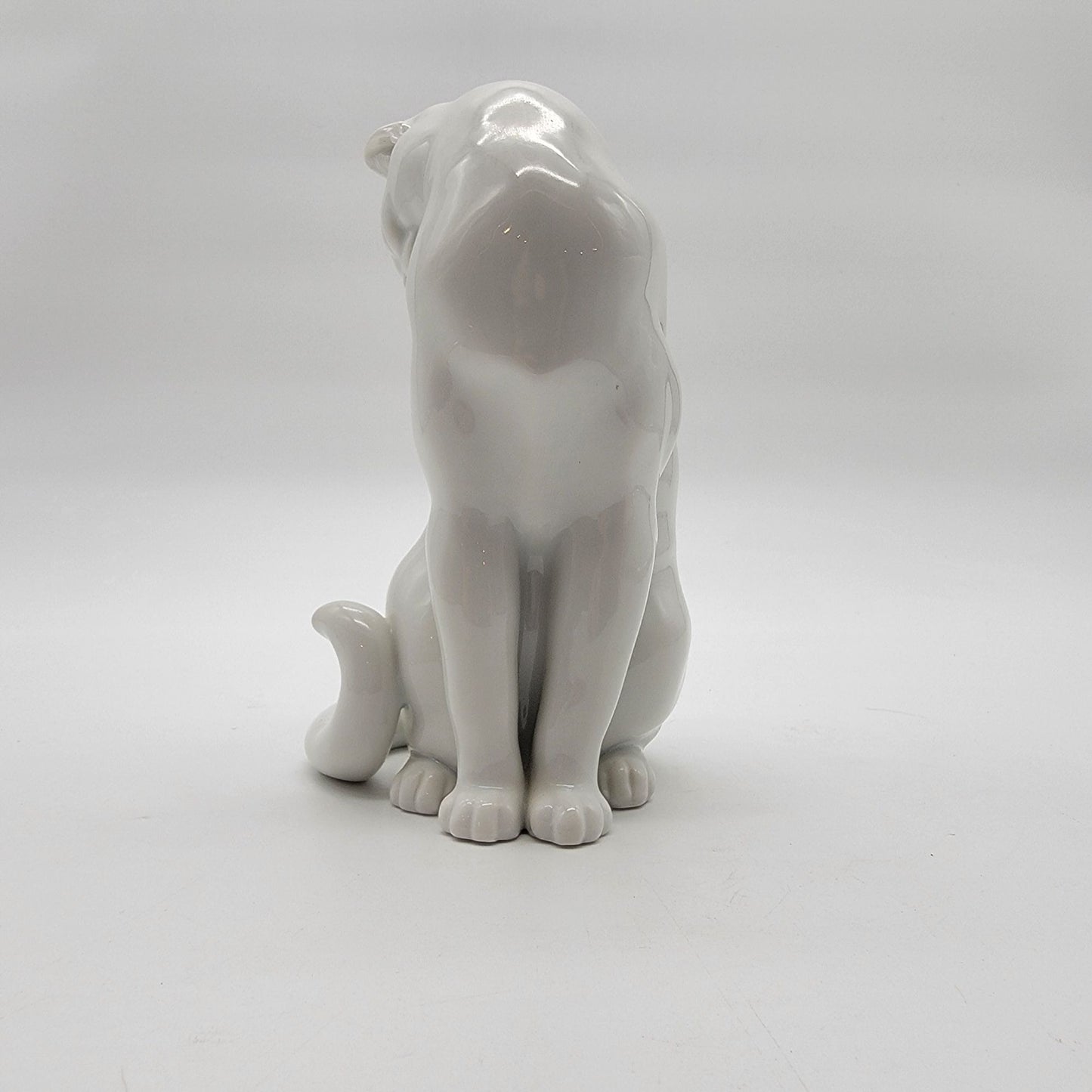 Vintage Augarten Wien Vienna Porcelain White Cat Figurine