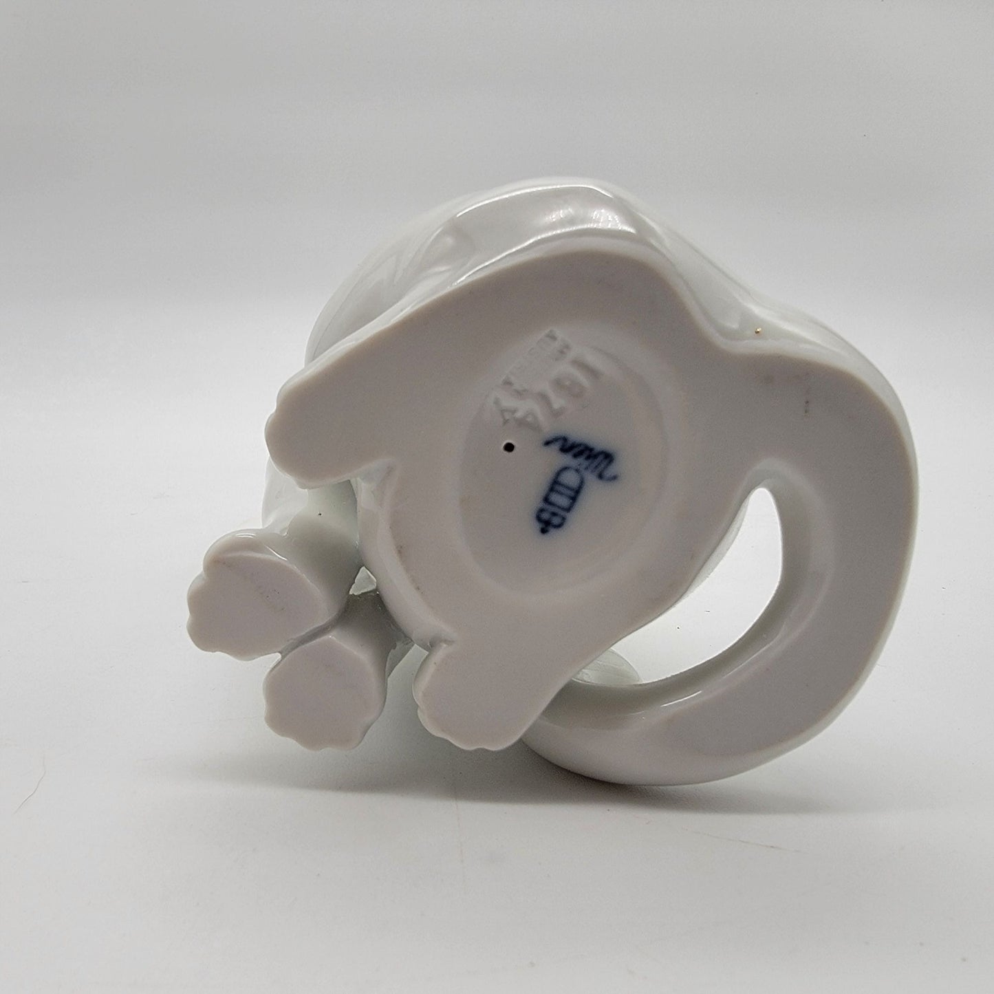 Vintage Augarten Wien Vienna Porcelain White Cat Figurine