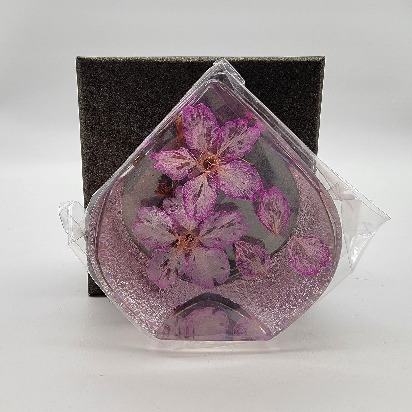 Eternal Cherry Blossom Sakura Teardrop Paperweight With Original Box