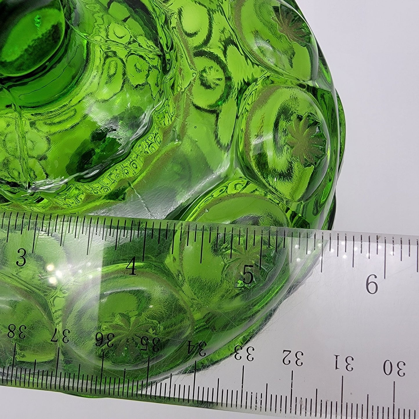 Vintage L.E. Smith Moon & Stars Green Glass Lidded Compote Candy Dish