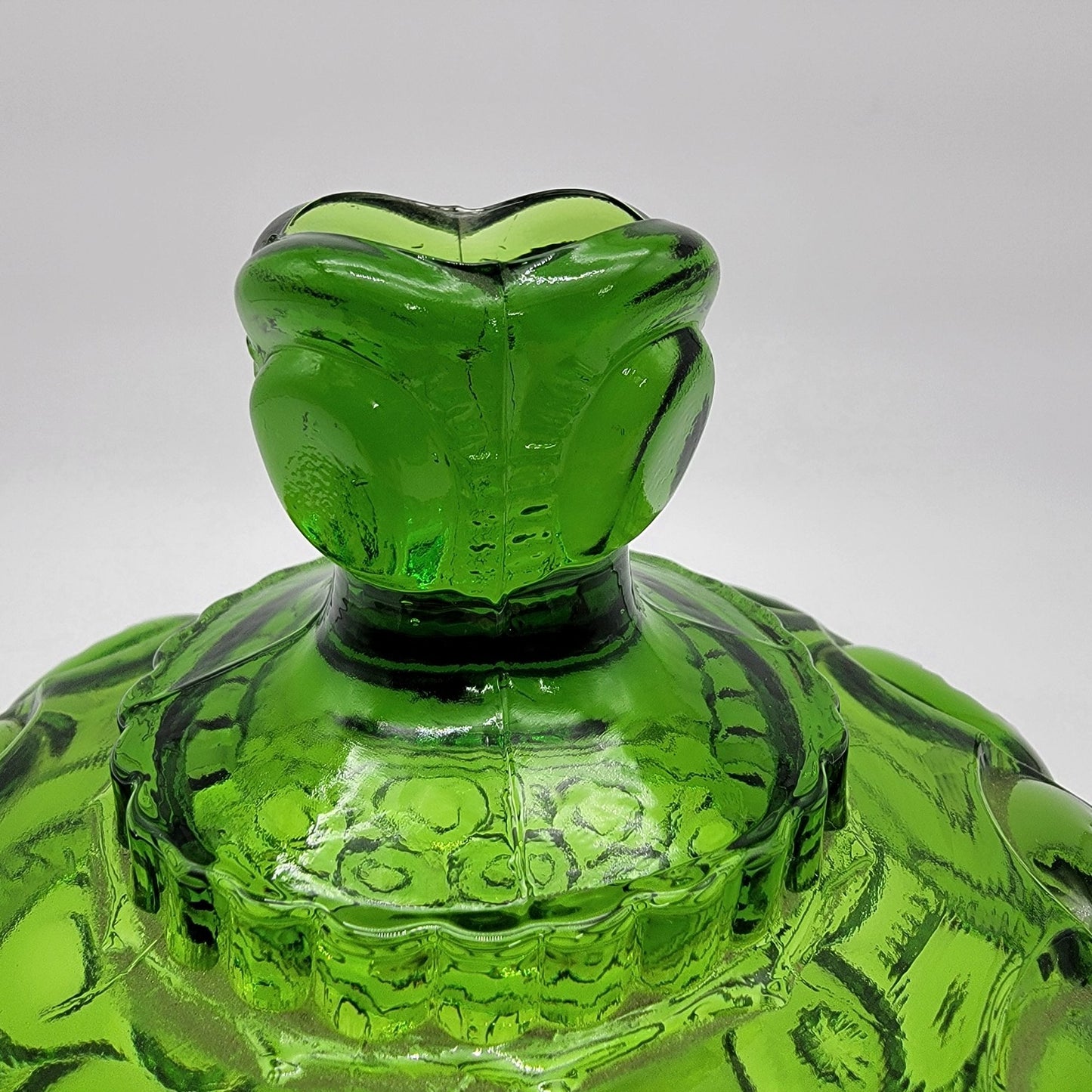 Vintage L.E. Smith Moon & Stars Green Glass Lidded Compote Candy Dish