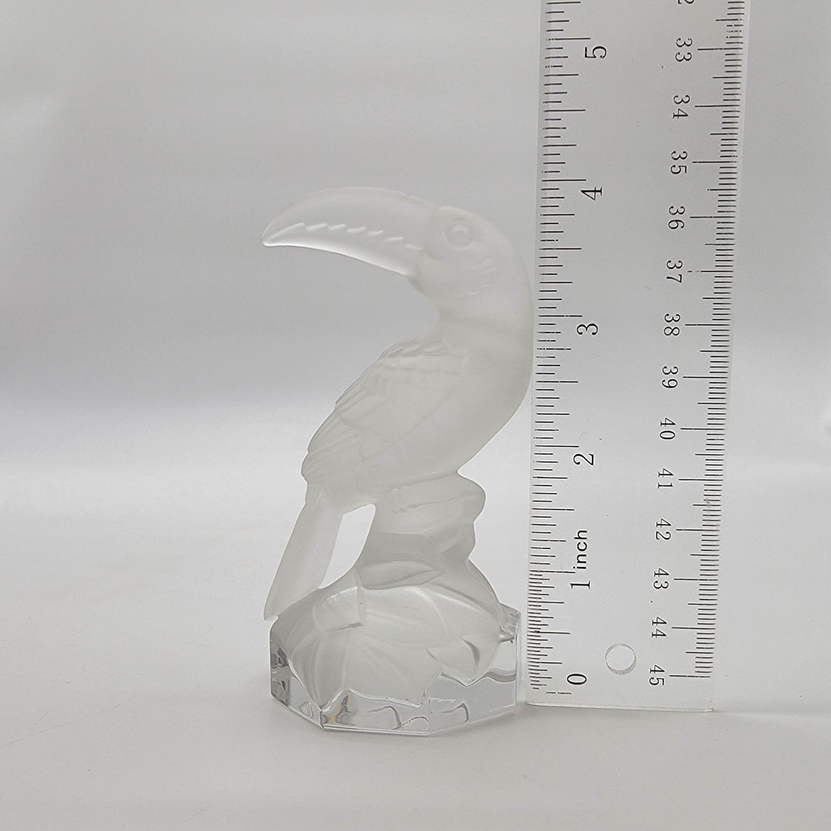 Vintage Goebel Frosted Lead Crystal Toucan Bird Glass Figurine