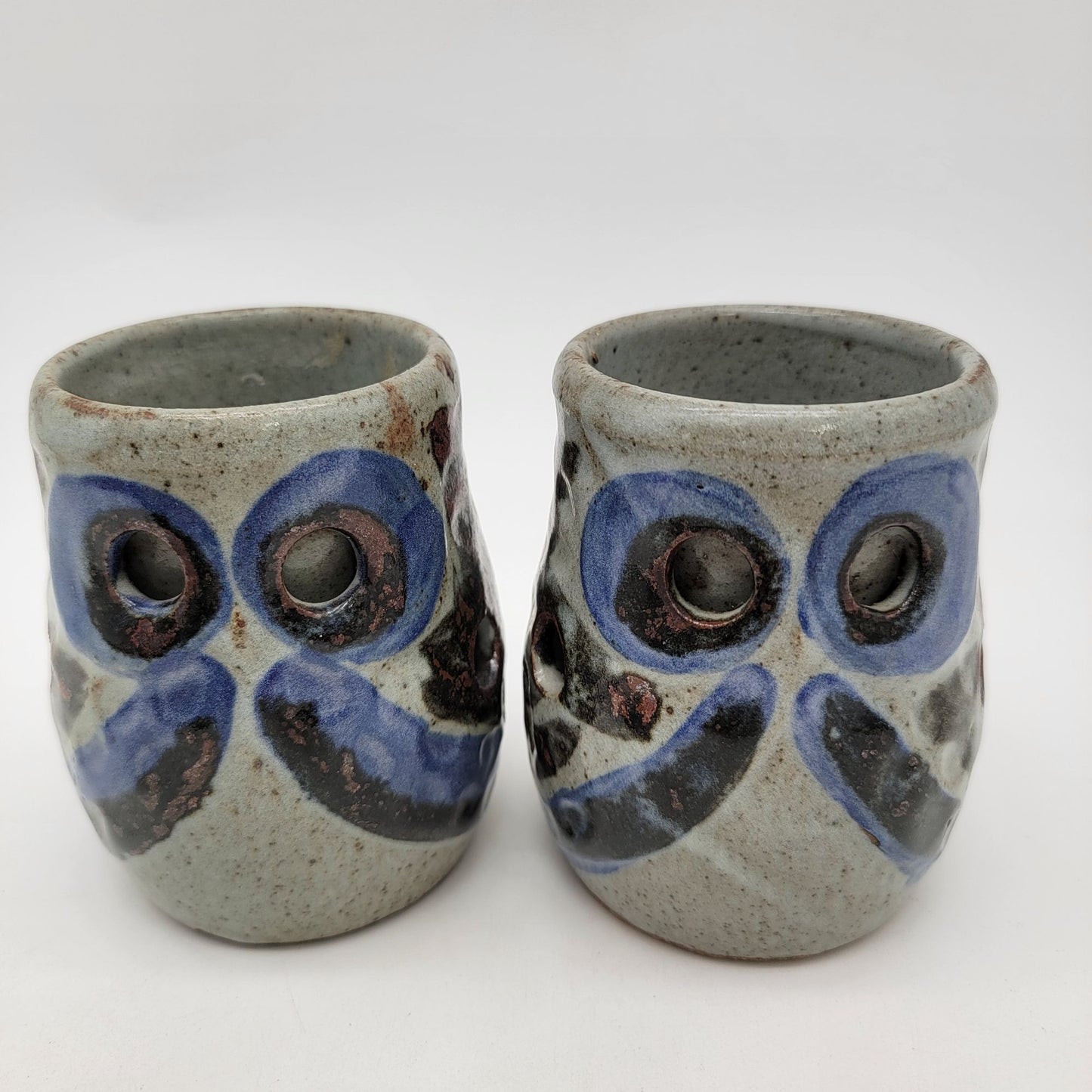 Set Of 4 Vintage Owl Art Pottery Cups