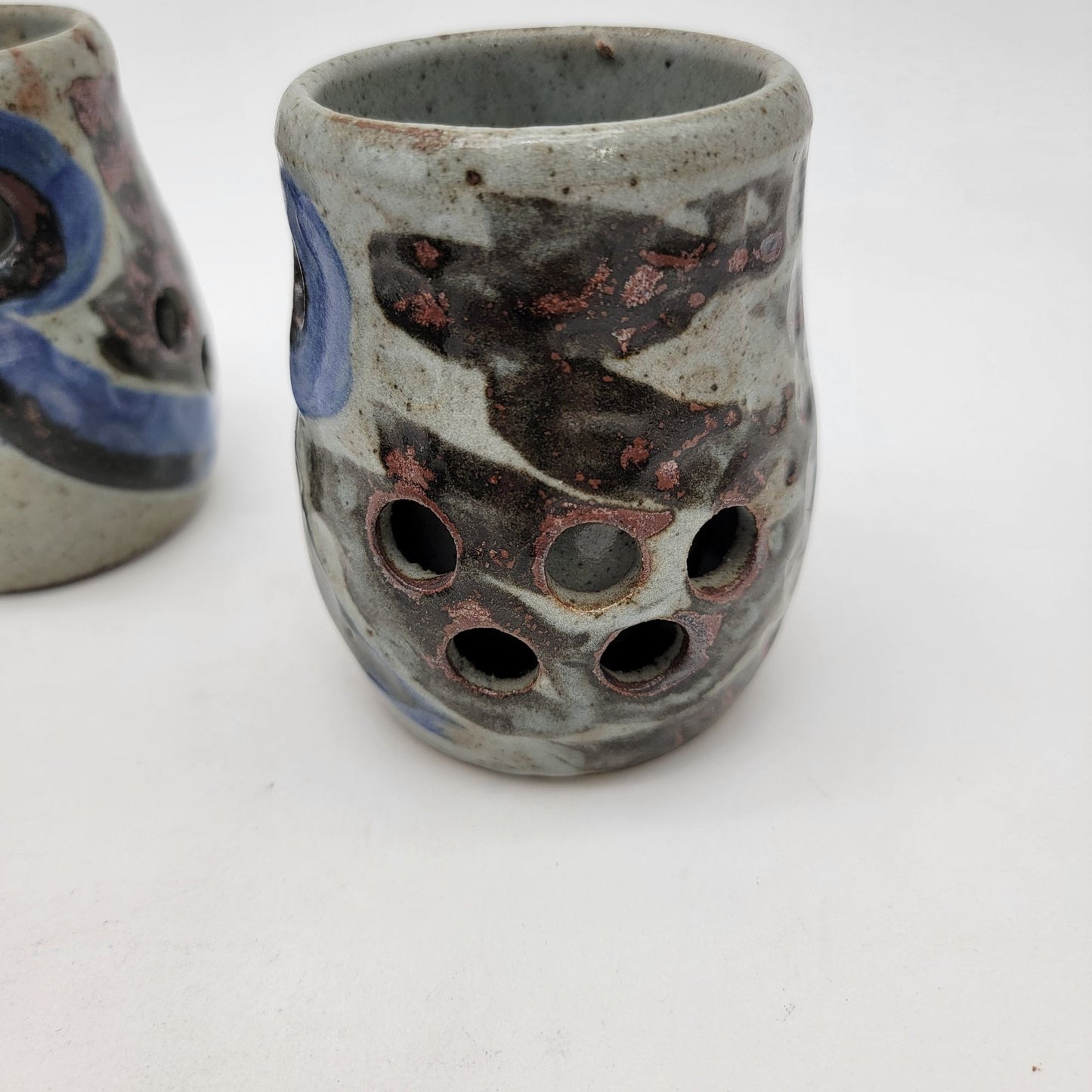 Set Of 4 Vintage Owl Art Pottery Cups
